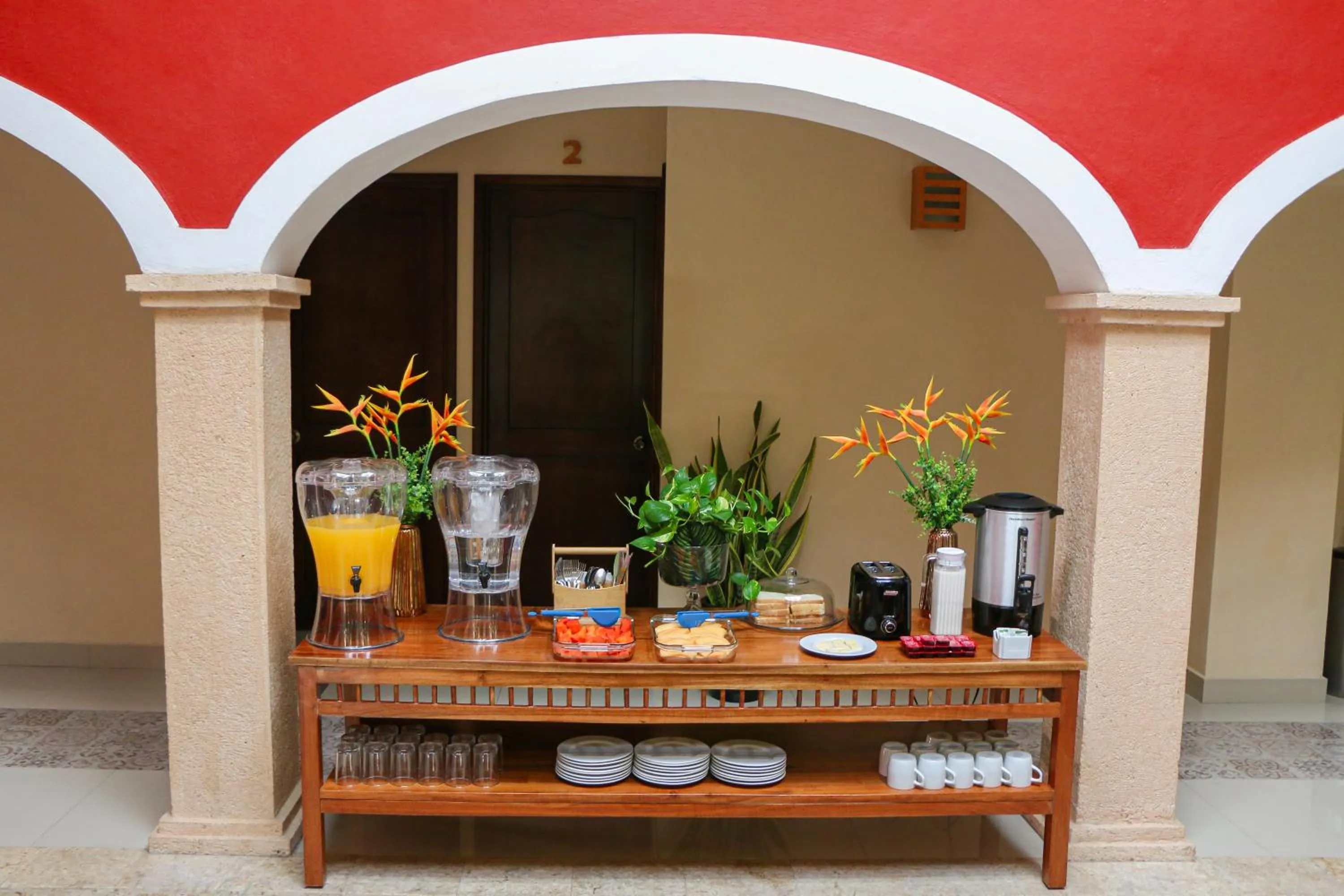 Continental breakfast in Hotel Gayser