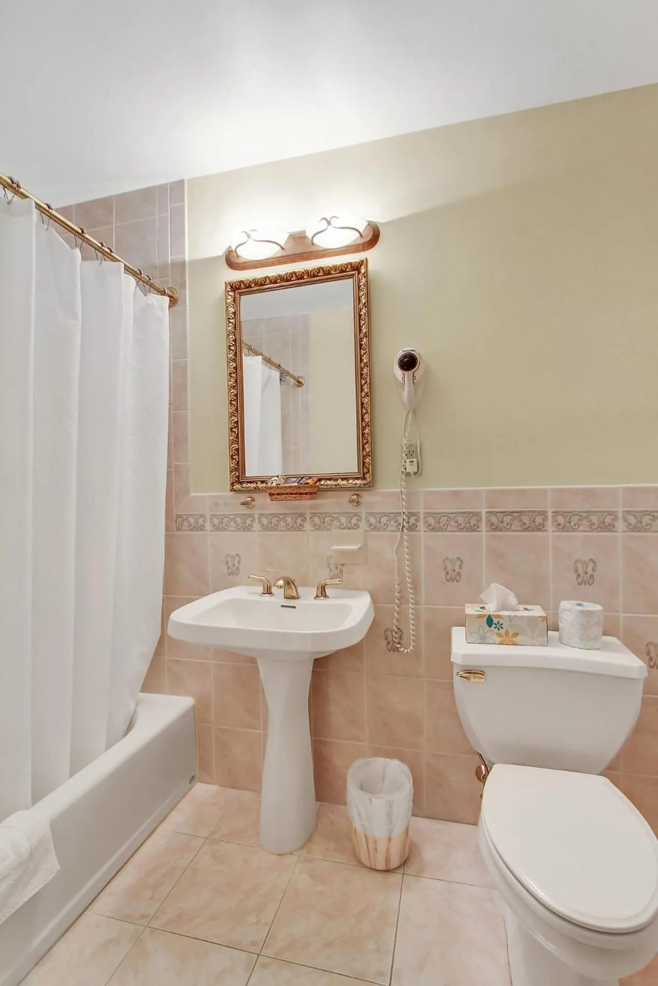 The Gables at Stirling Guest Hotel