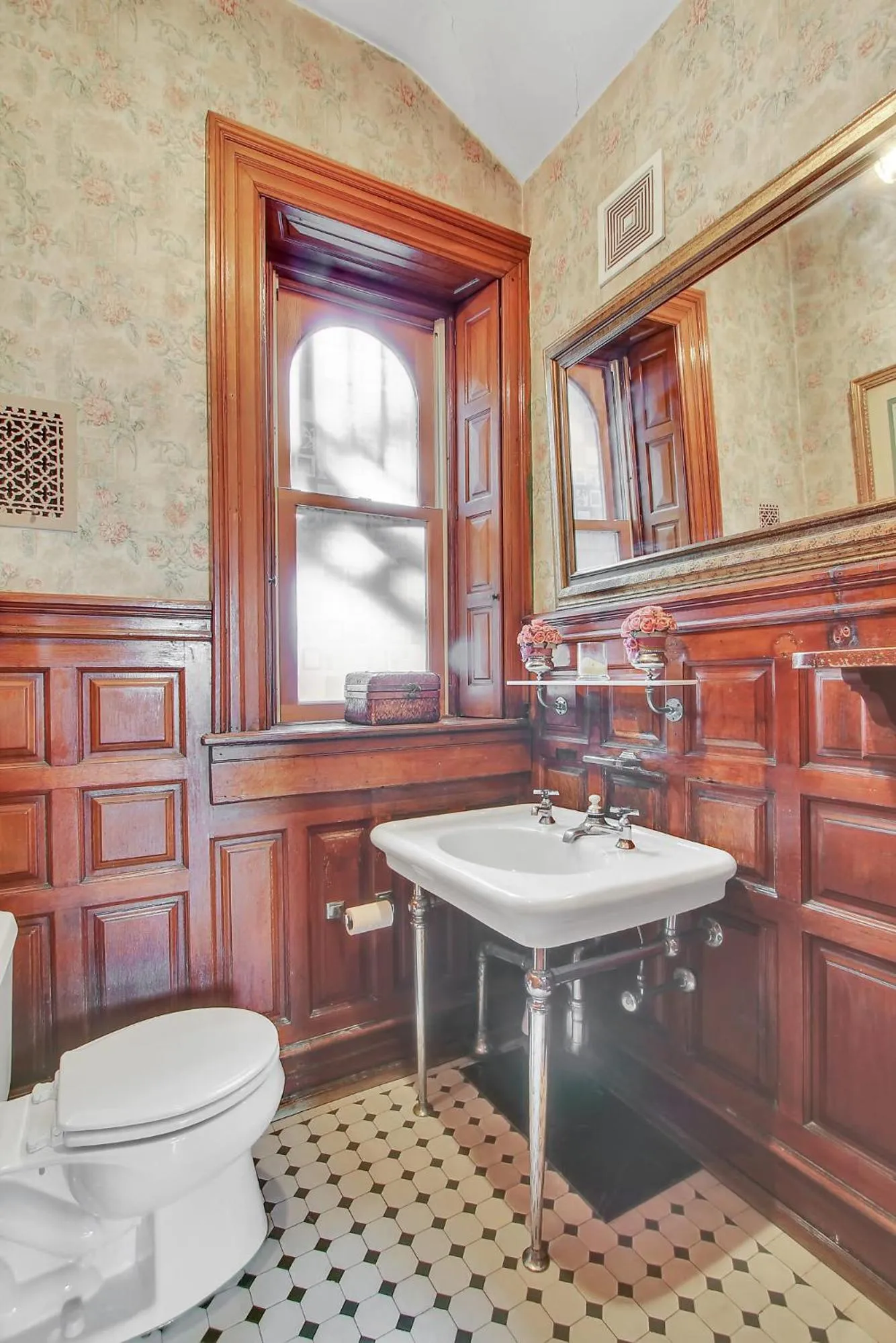 The Gables at Stirling Guest Hotel