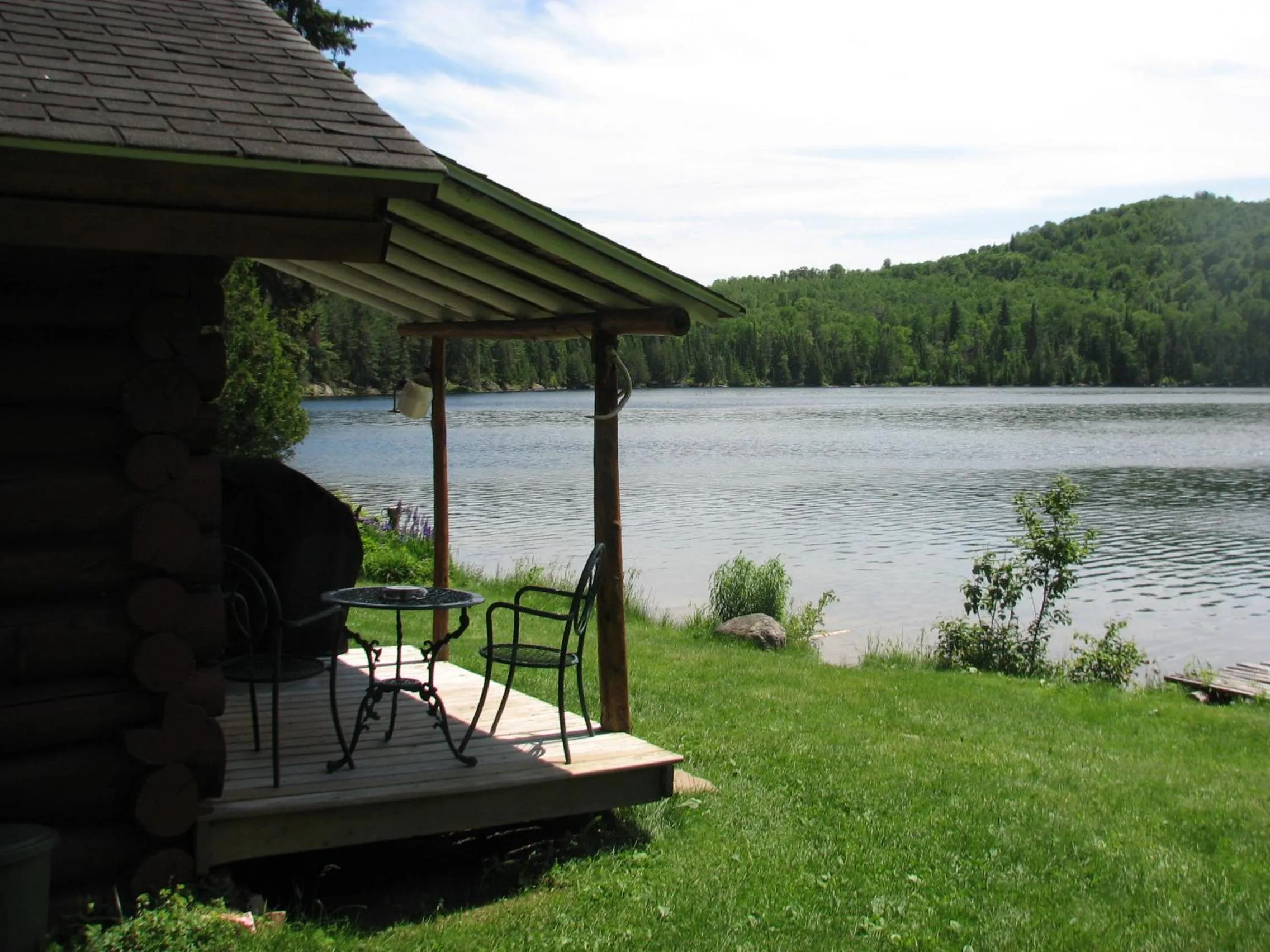 Patio in Kan-à-Mouche Pourvoirie Auberge et Chalets
