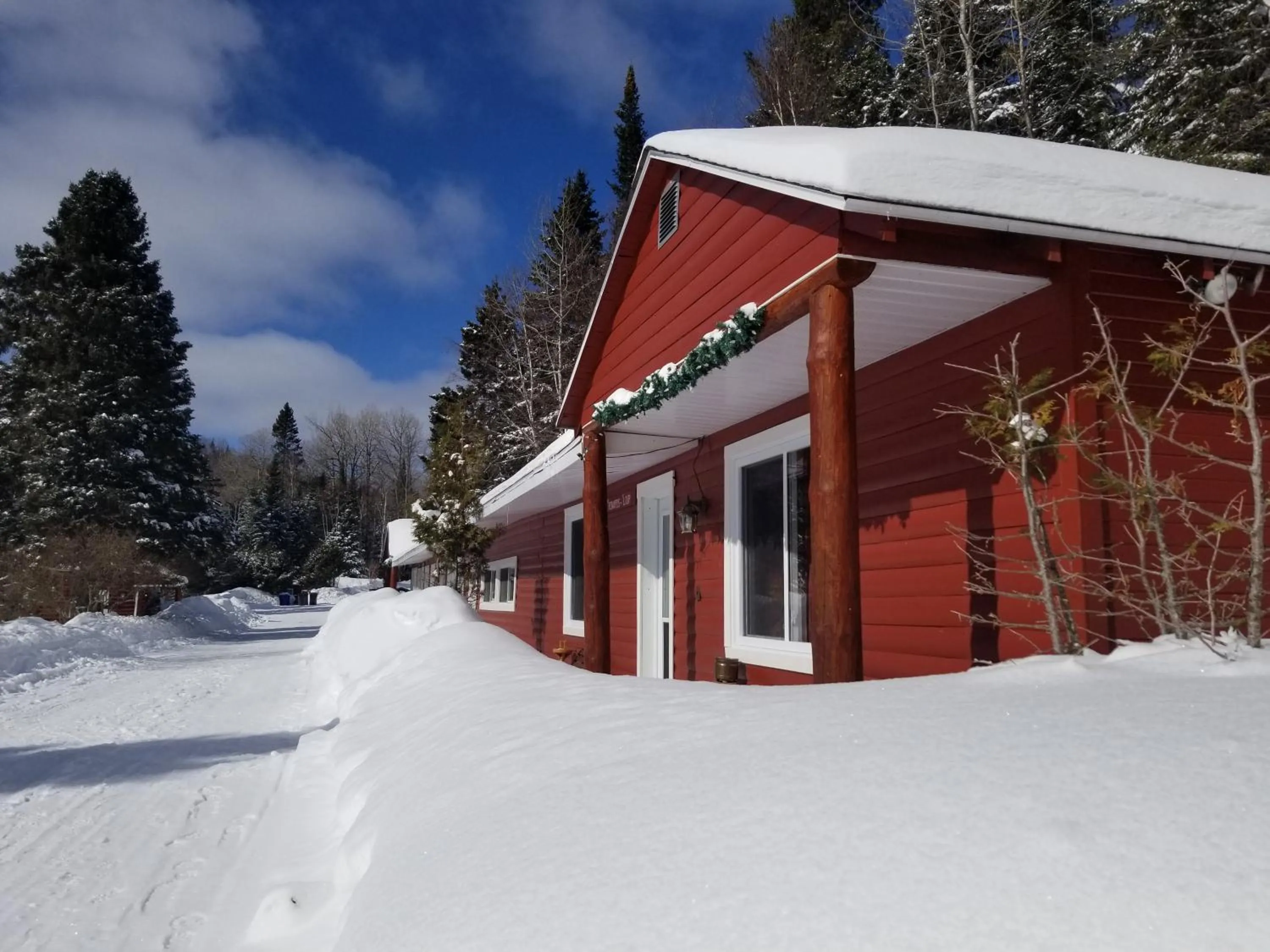 View (from property/room) in Kan-à-Mouche Pourvoirie Auberge et Chalets