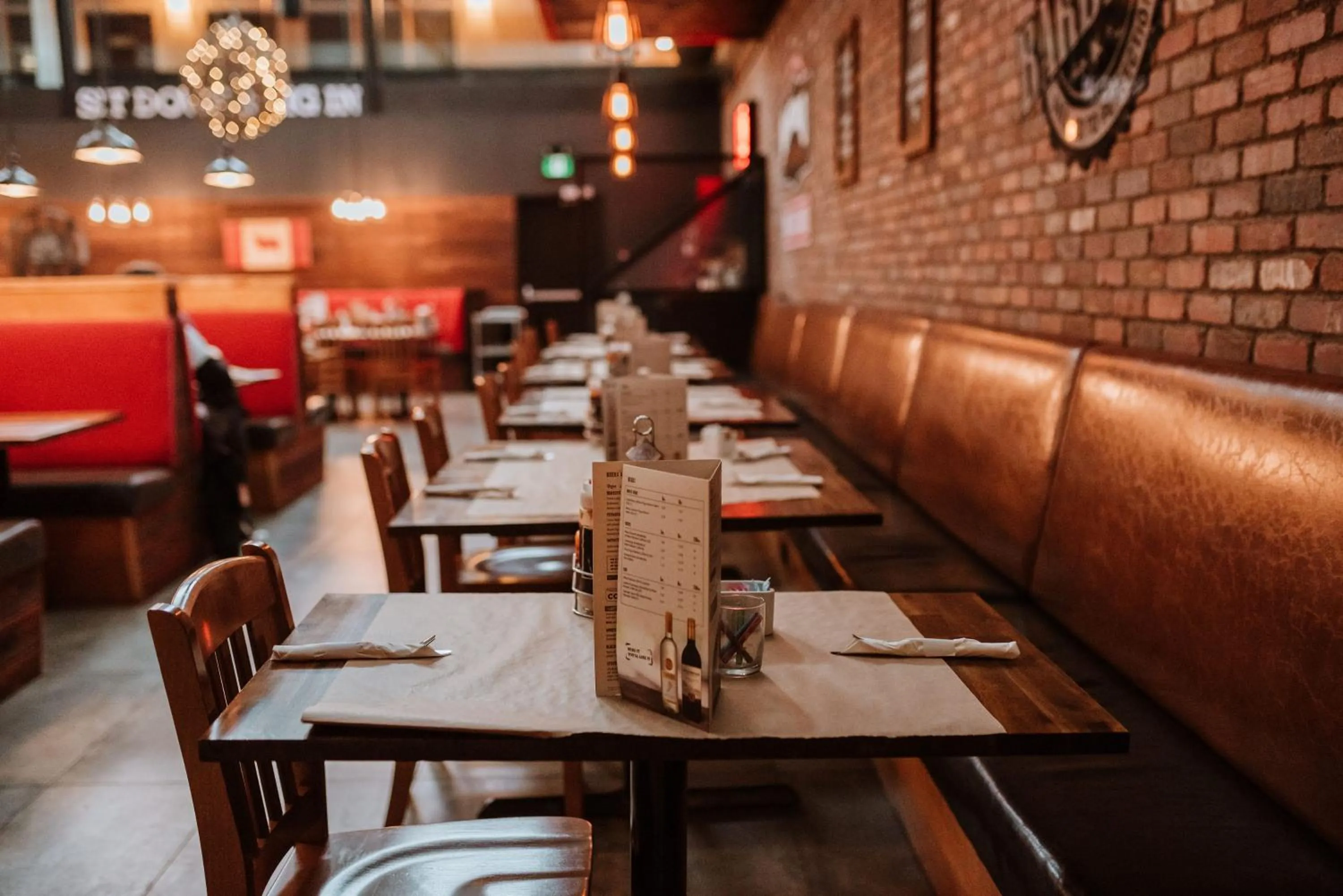 Restaurant/places to eat in Coast Nisku Inn & Conference Centre