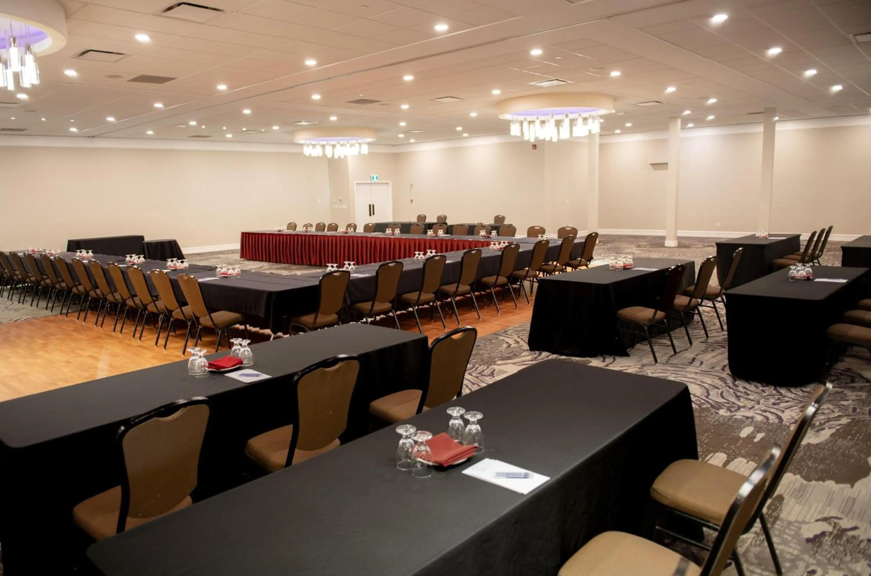 Meeting/conference room in Coast Nisku Inn & Conference Centre