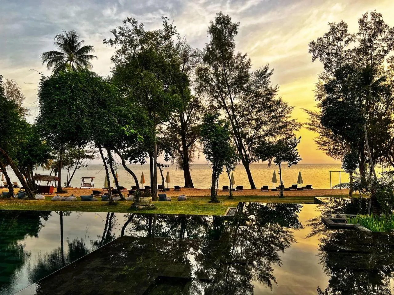 Swimming pool in Koh Russey Resort