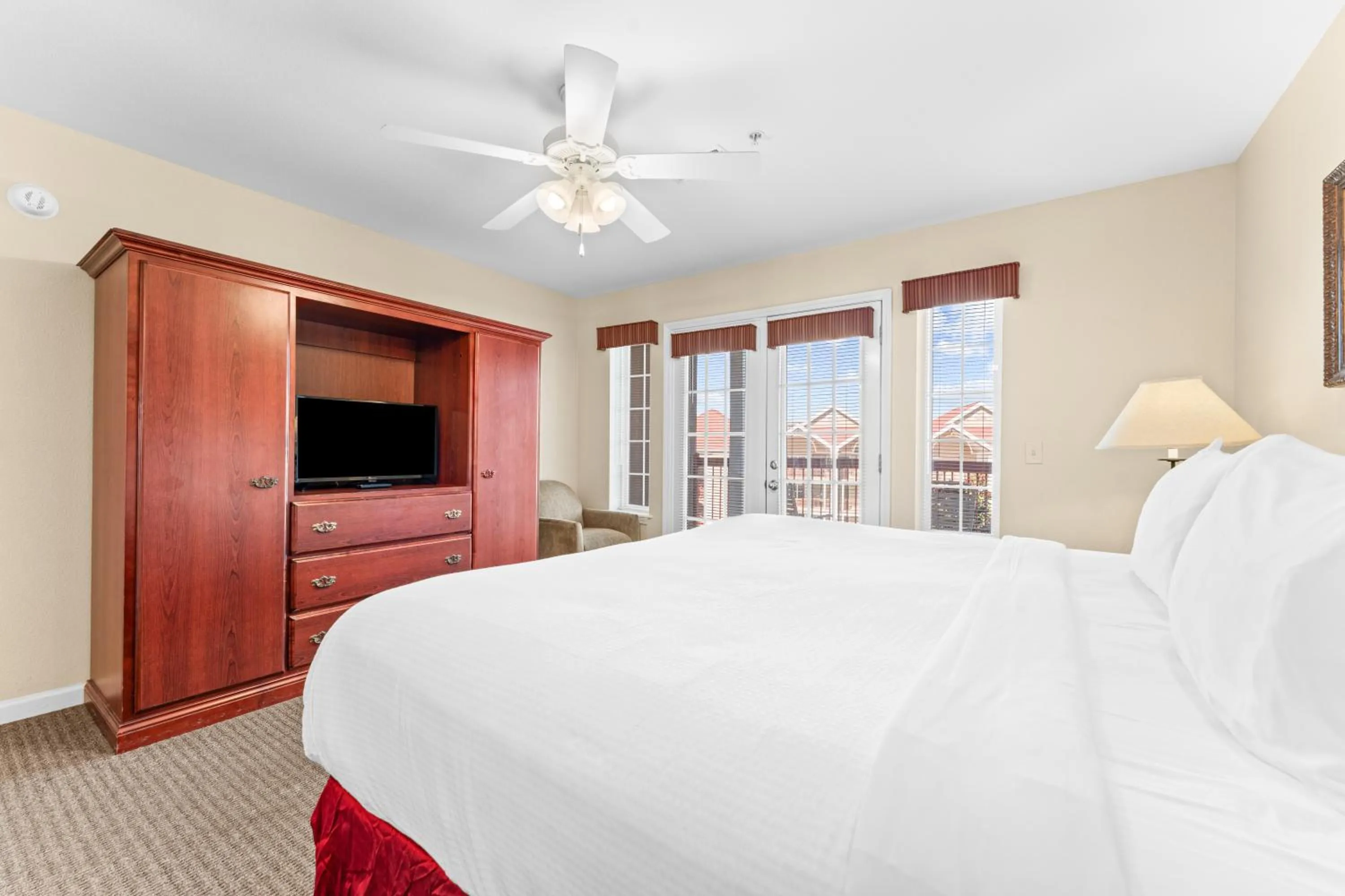 Bed in Grand Crowne Resort