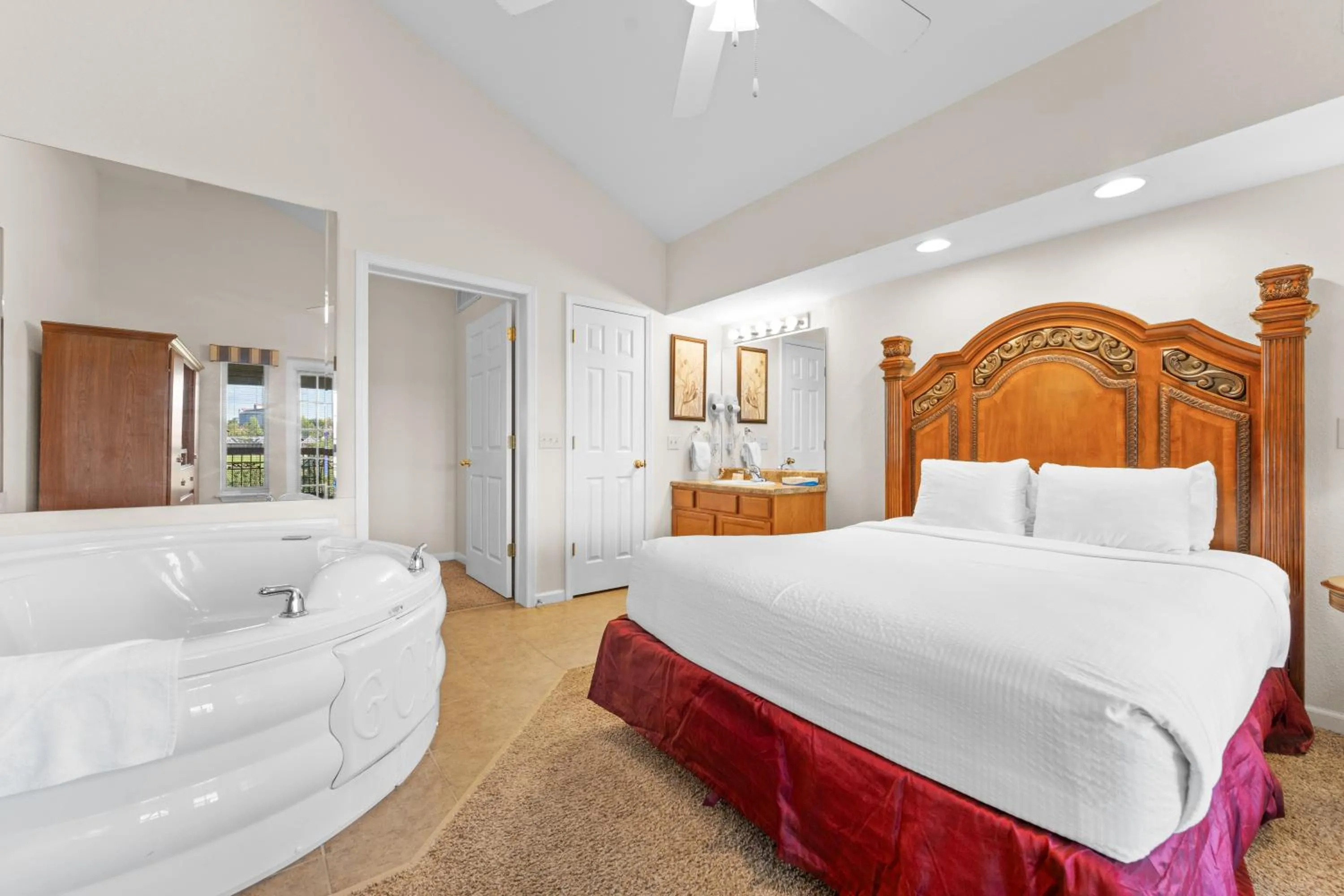 Bed in Grand Crowne Resort