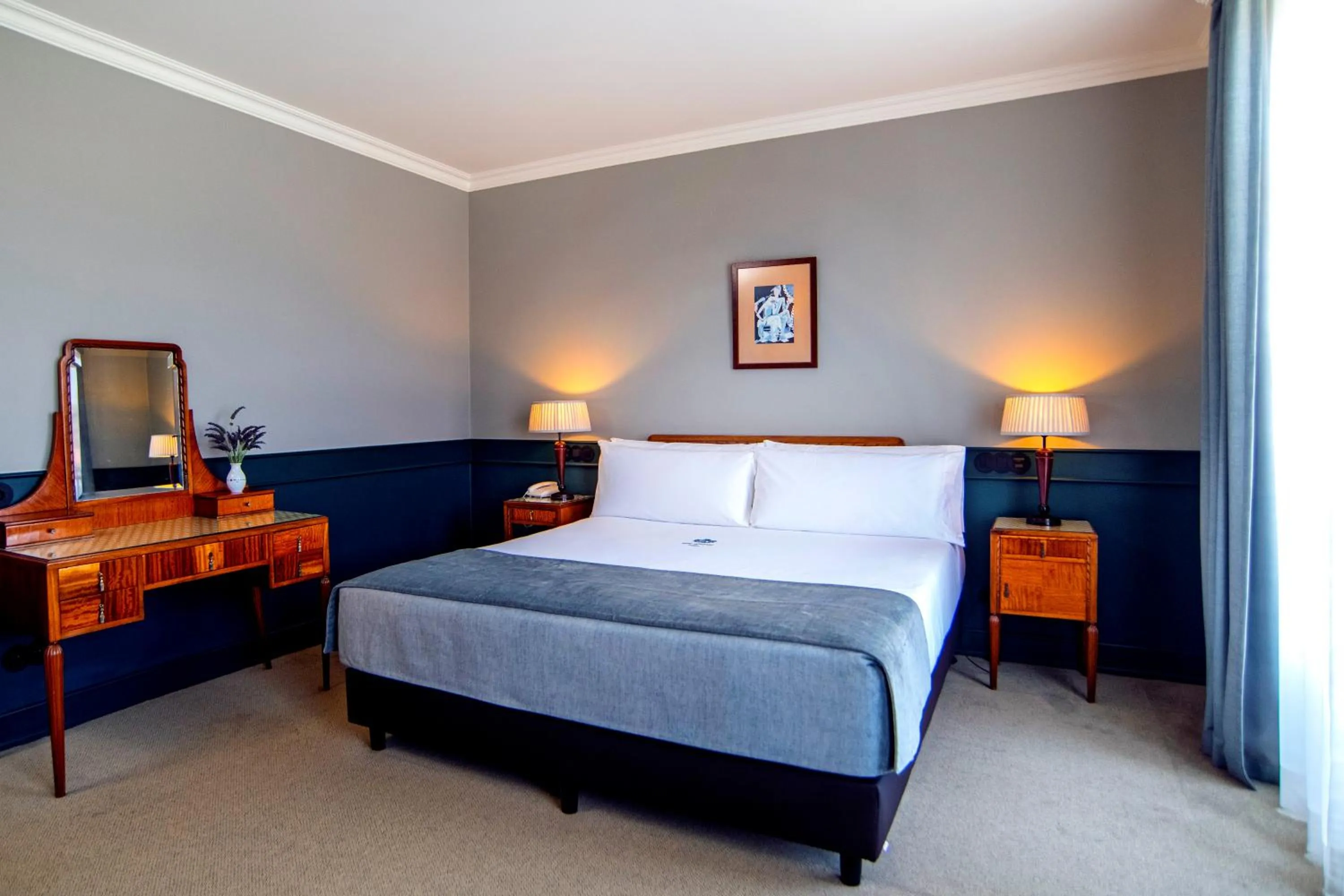 Bed in Hotel Metropole