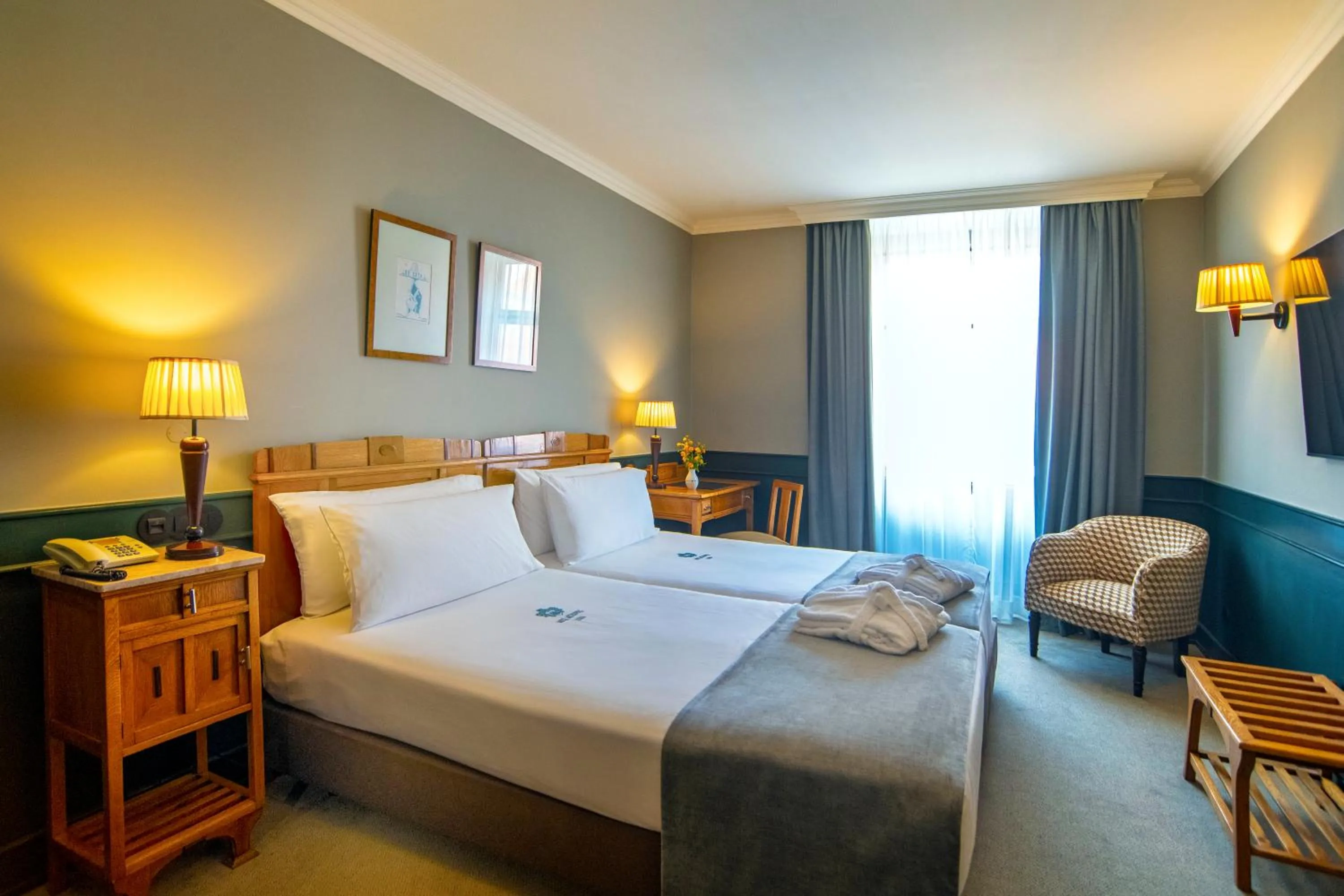 Bed in Hotel Metropole