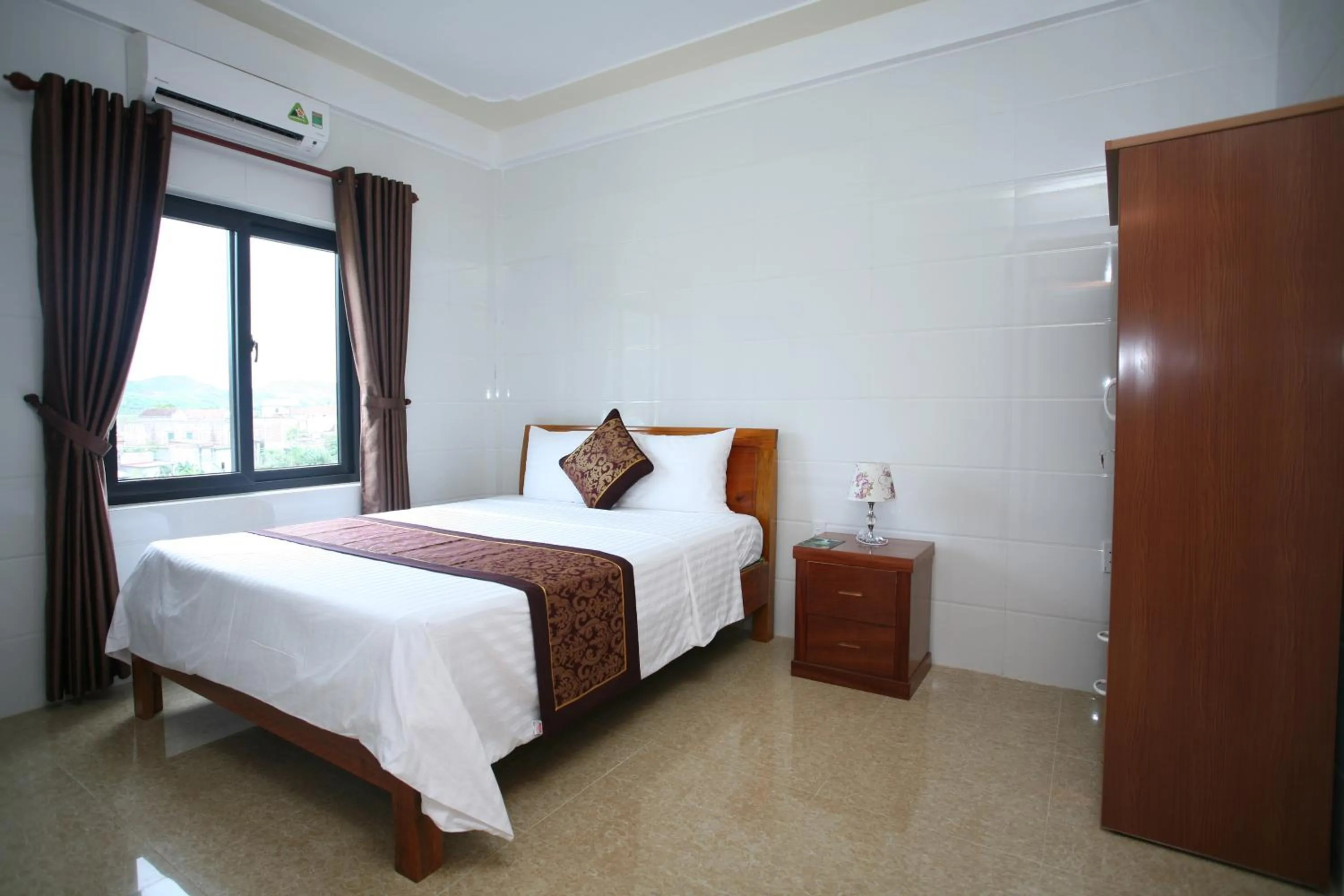 Bedroom, Bed in Sky Hotel