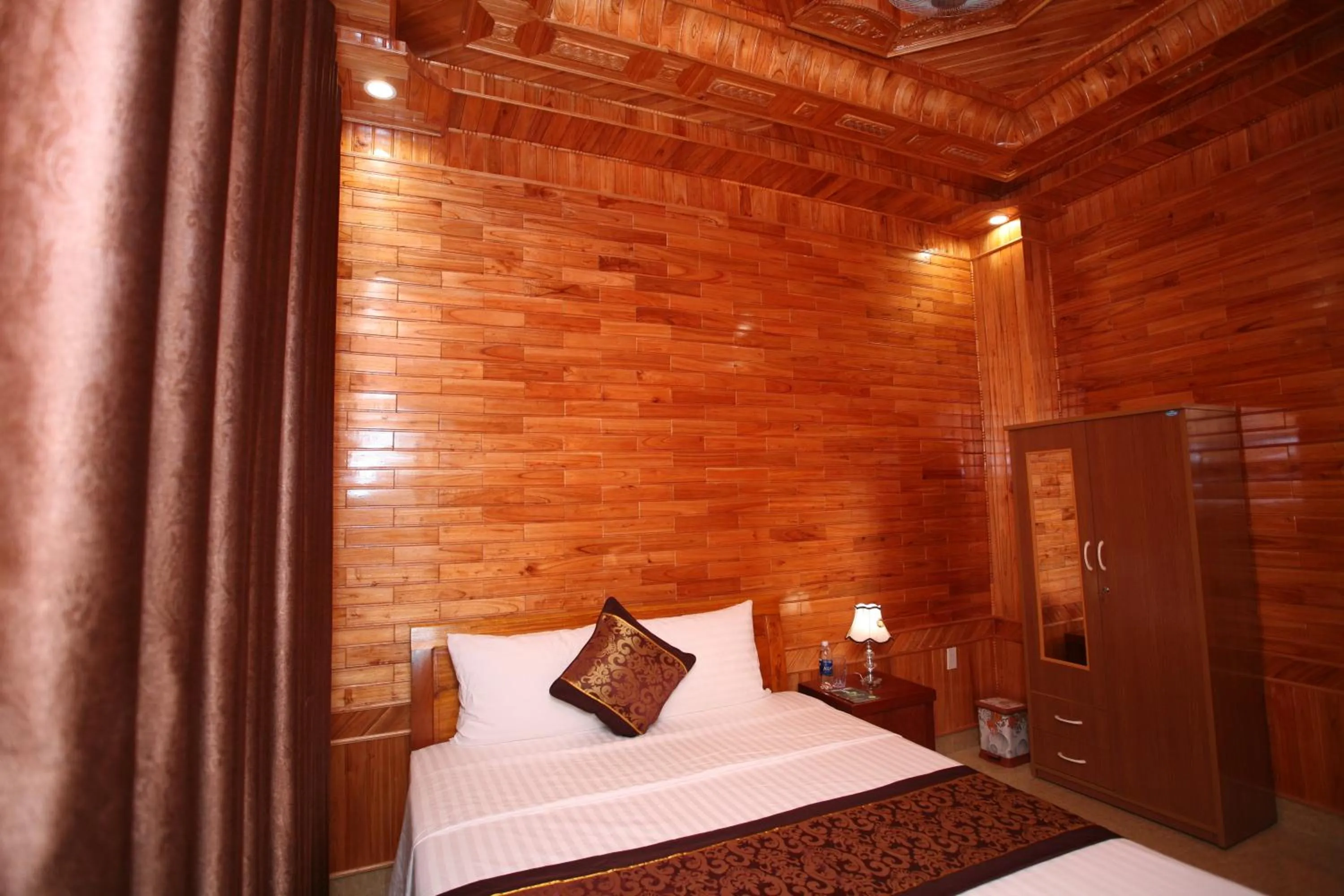 Bedroom, Bed in Sky Hotel