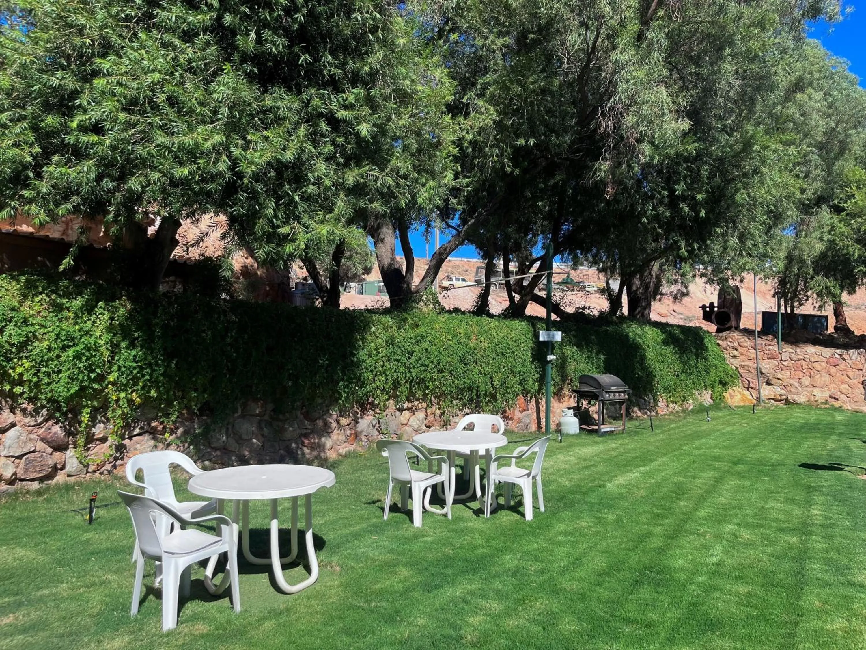 Garden in Coober Pedy Experience Motel