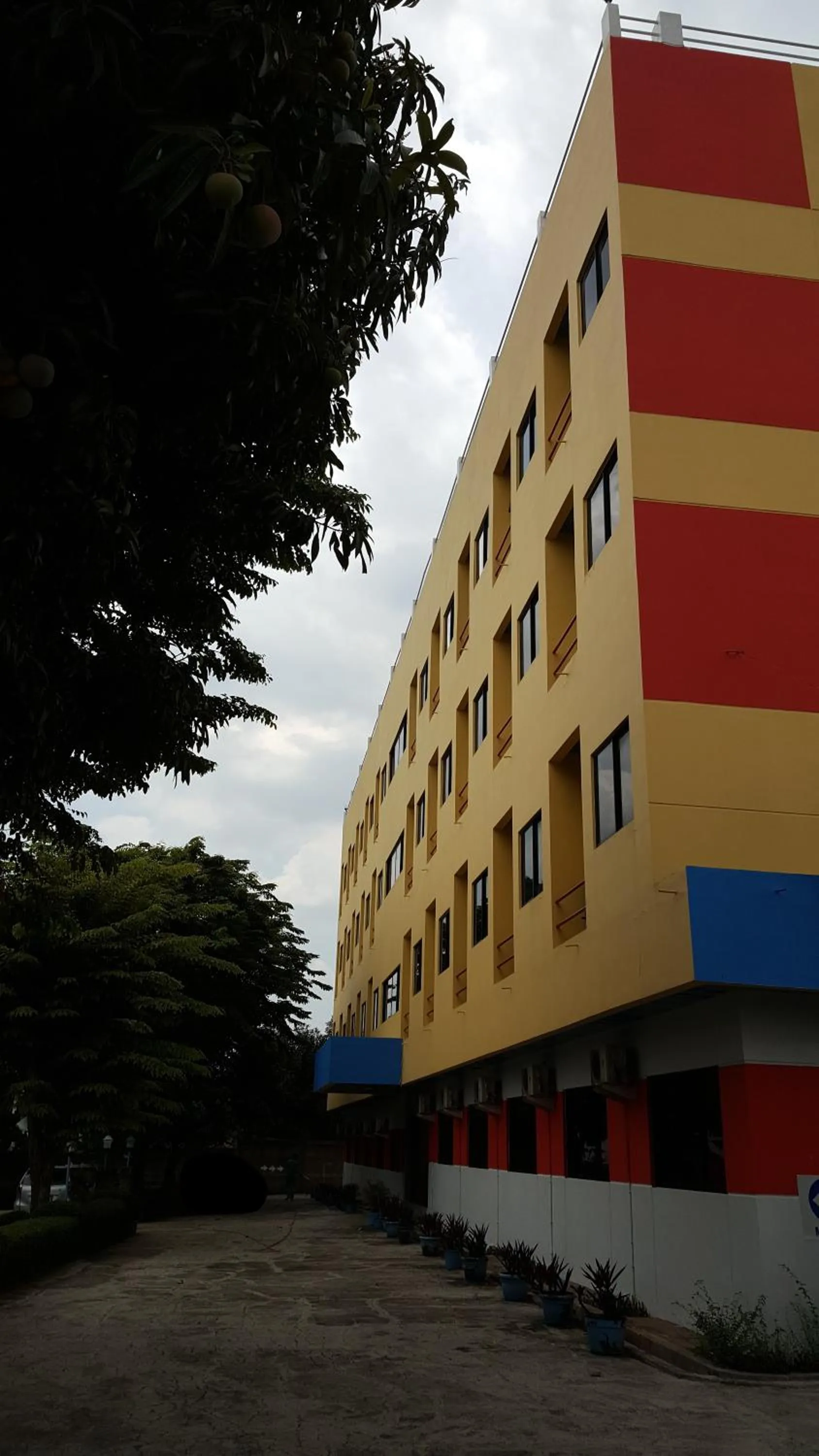 Property building in Sentosa Hotel & Restaurant - tersertifikasi CHSE dari Kementerian Pariwisata dan Ekonomi Kreatif