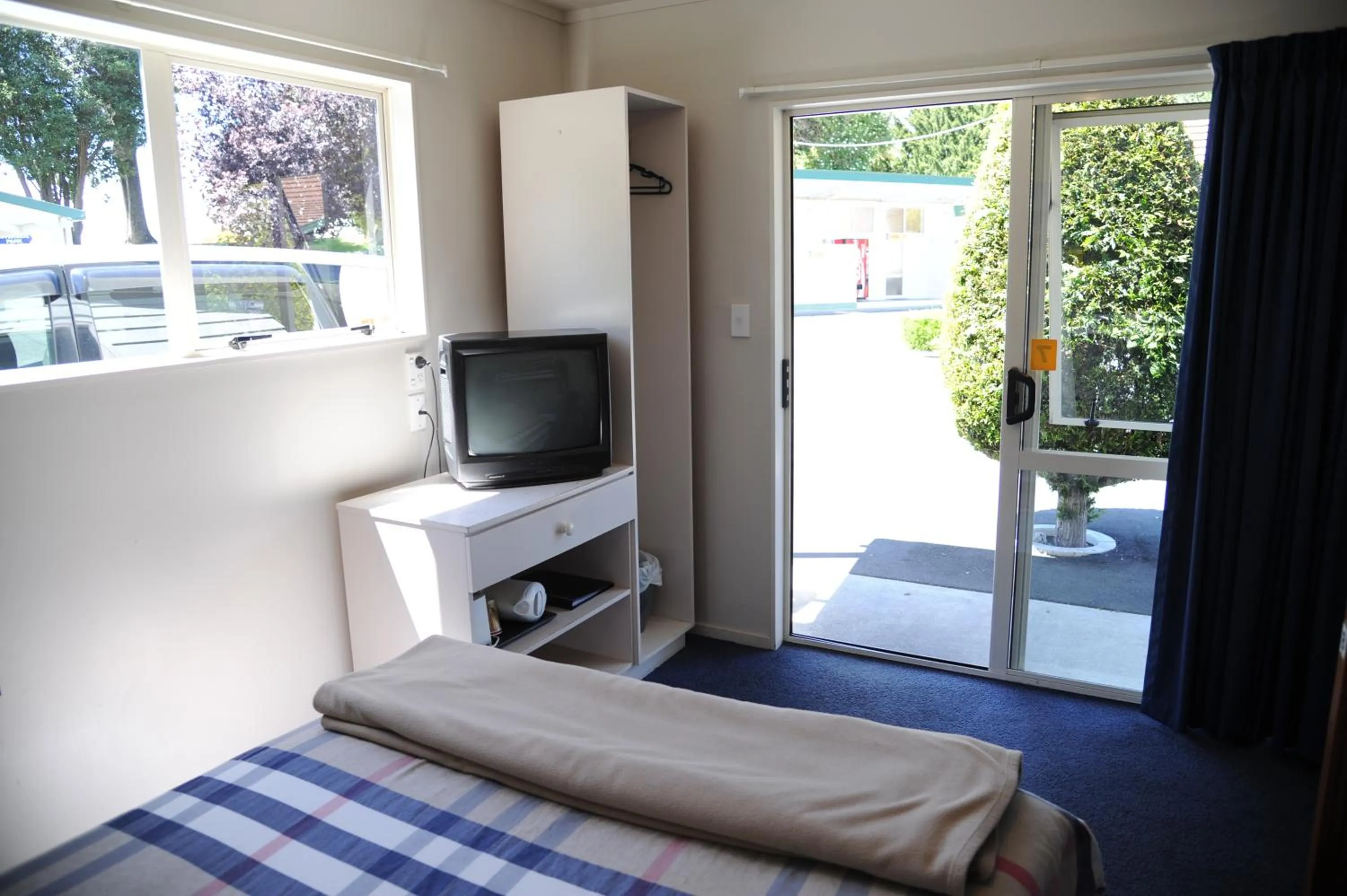 Bedroom, Bed in Blenheim Bridges Holiday Park