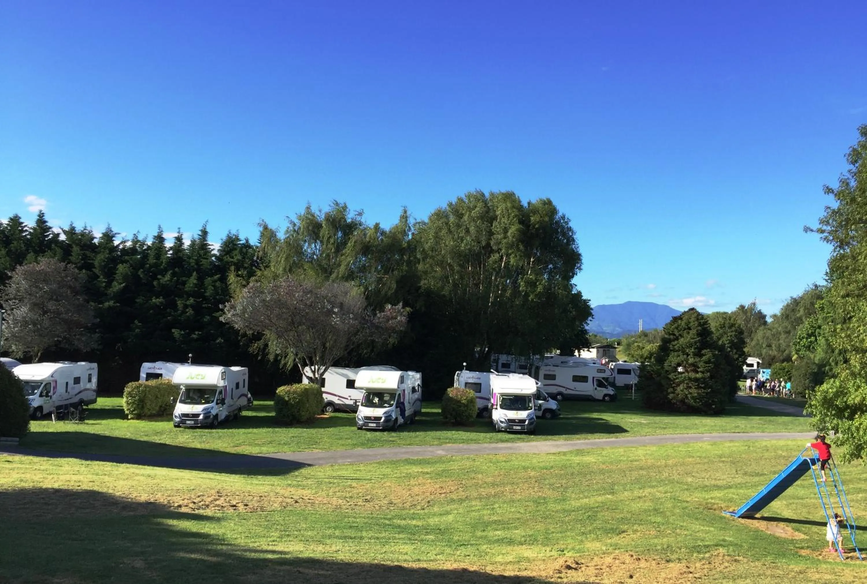Spring in Blenheim Bridges Holiday Park