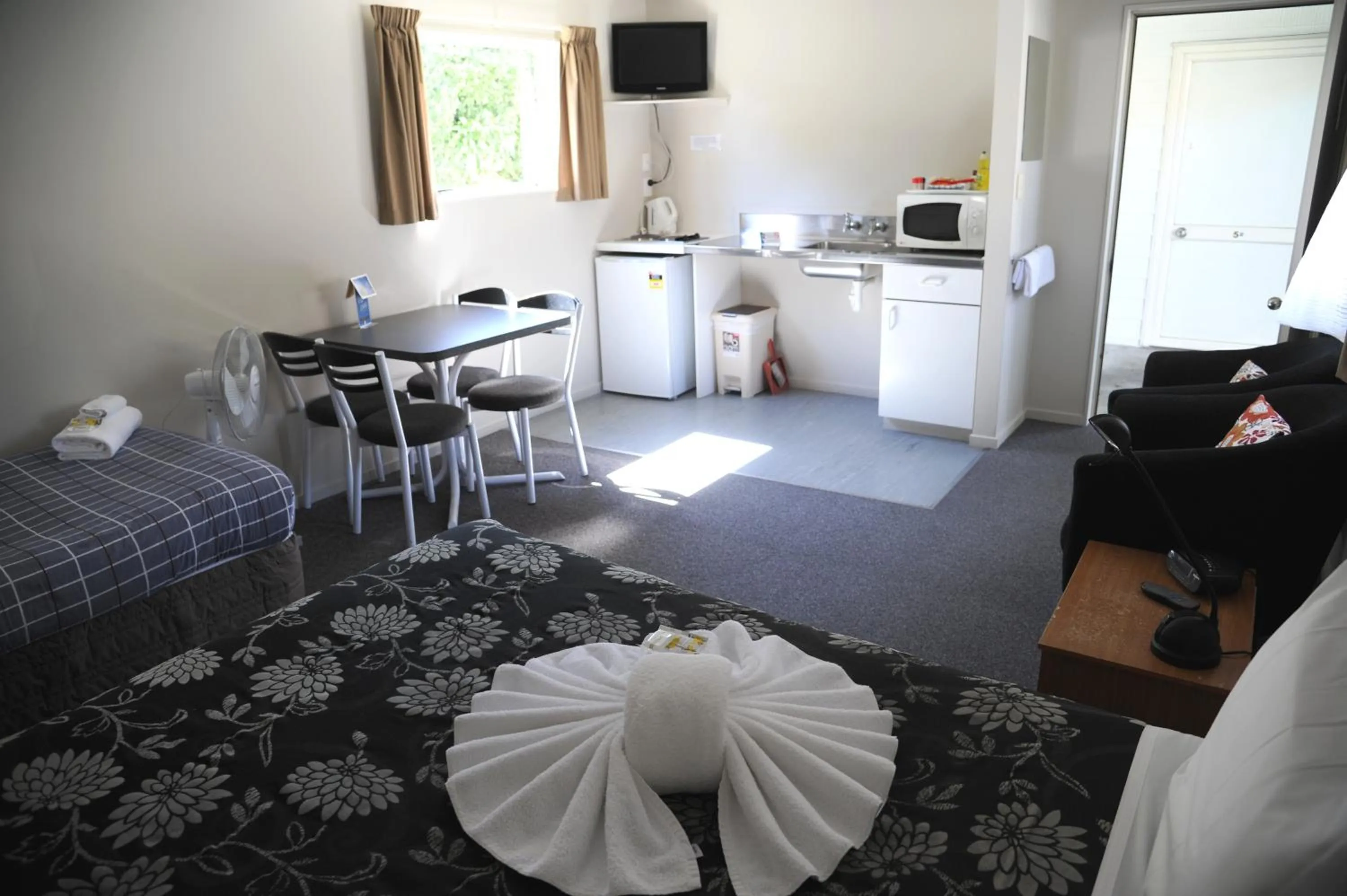 Bedroom in Blenheim Bridges Holiday Park