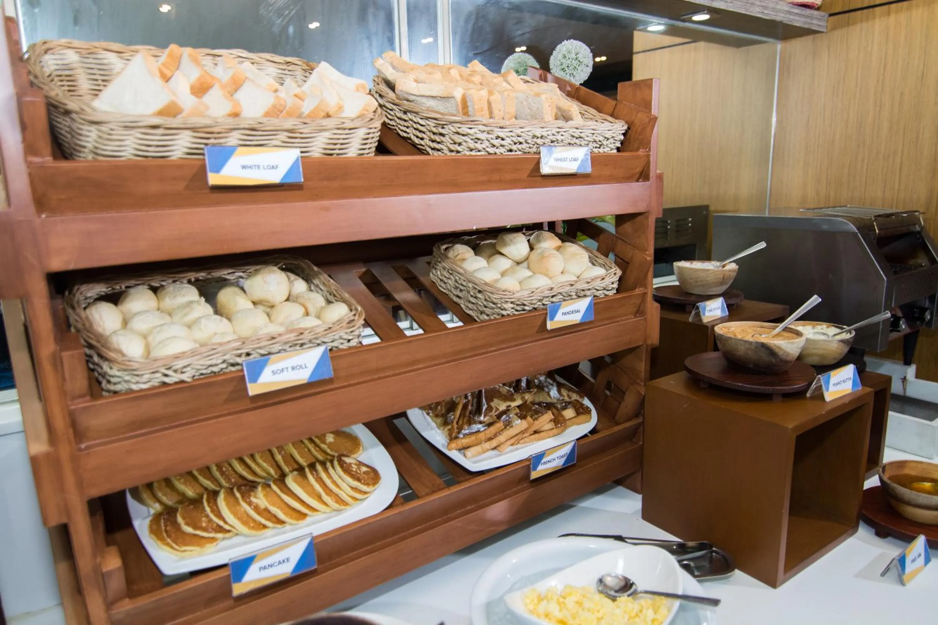 Restaurant/places to eat in One Pacific Place Serviced Residences