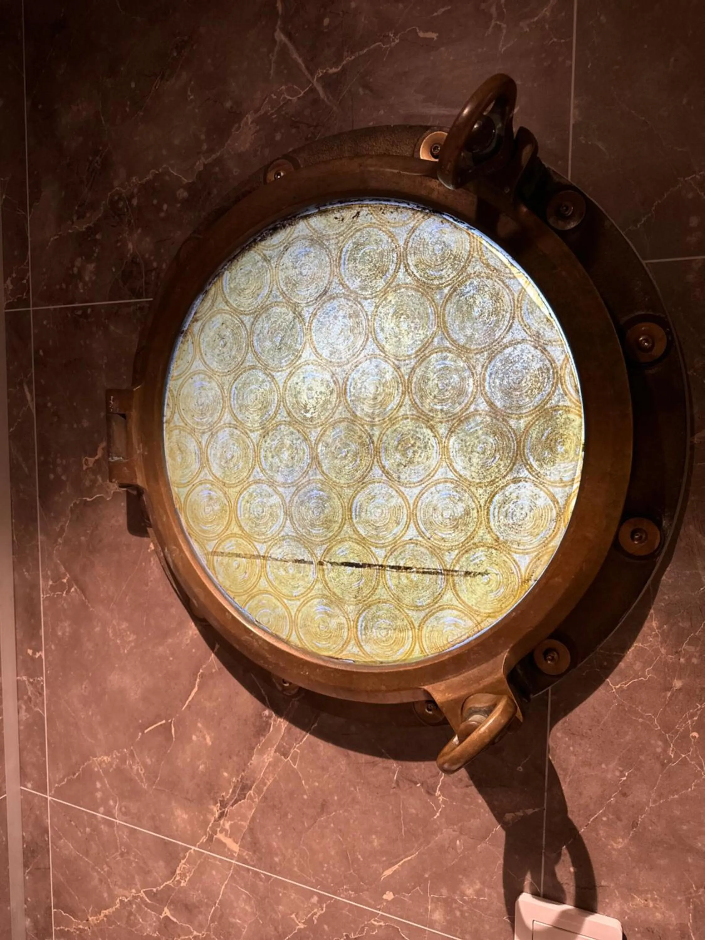 Property building in Den Röda Båten