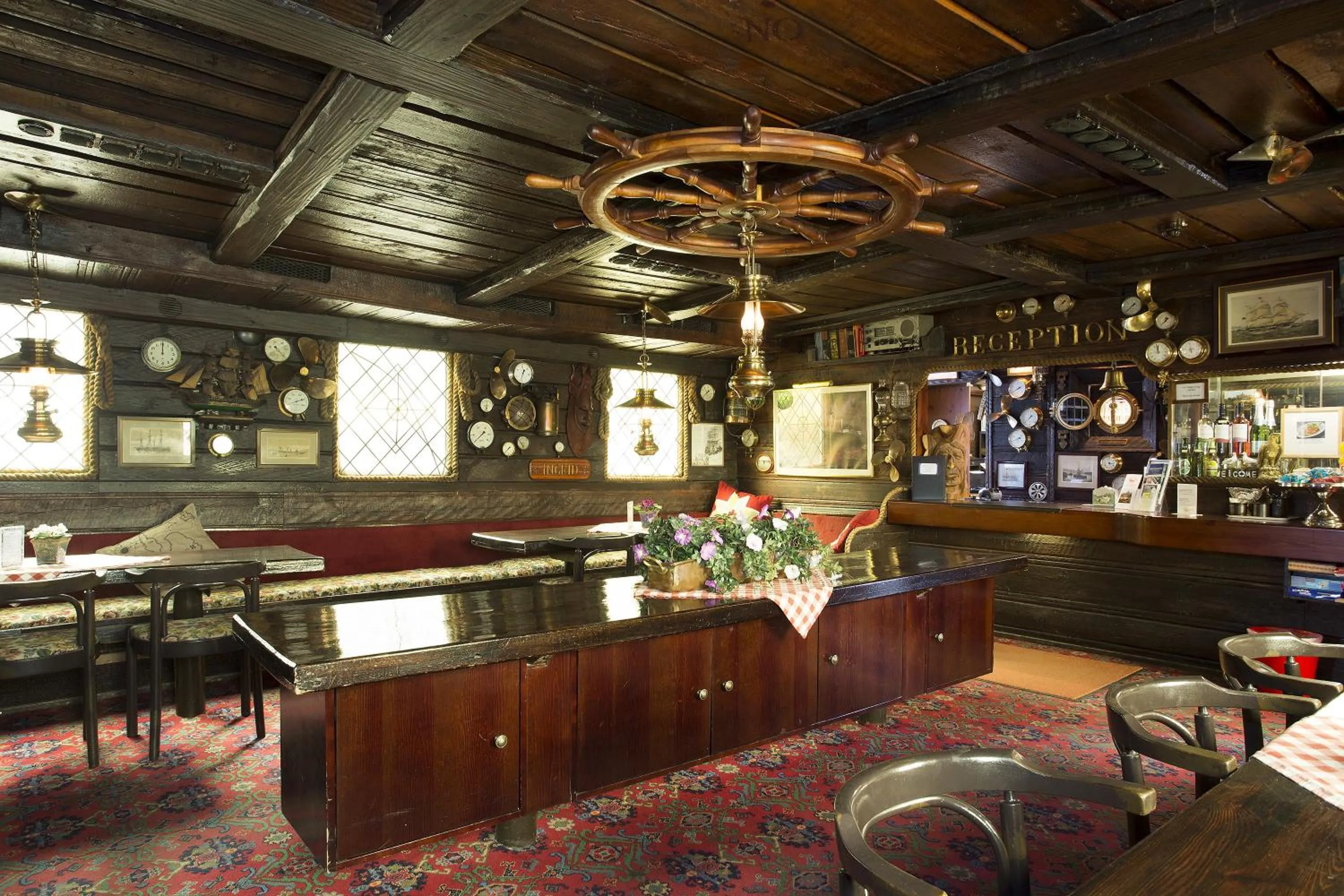 Lobby or reception in Den Röda Båten