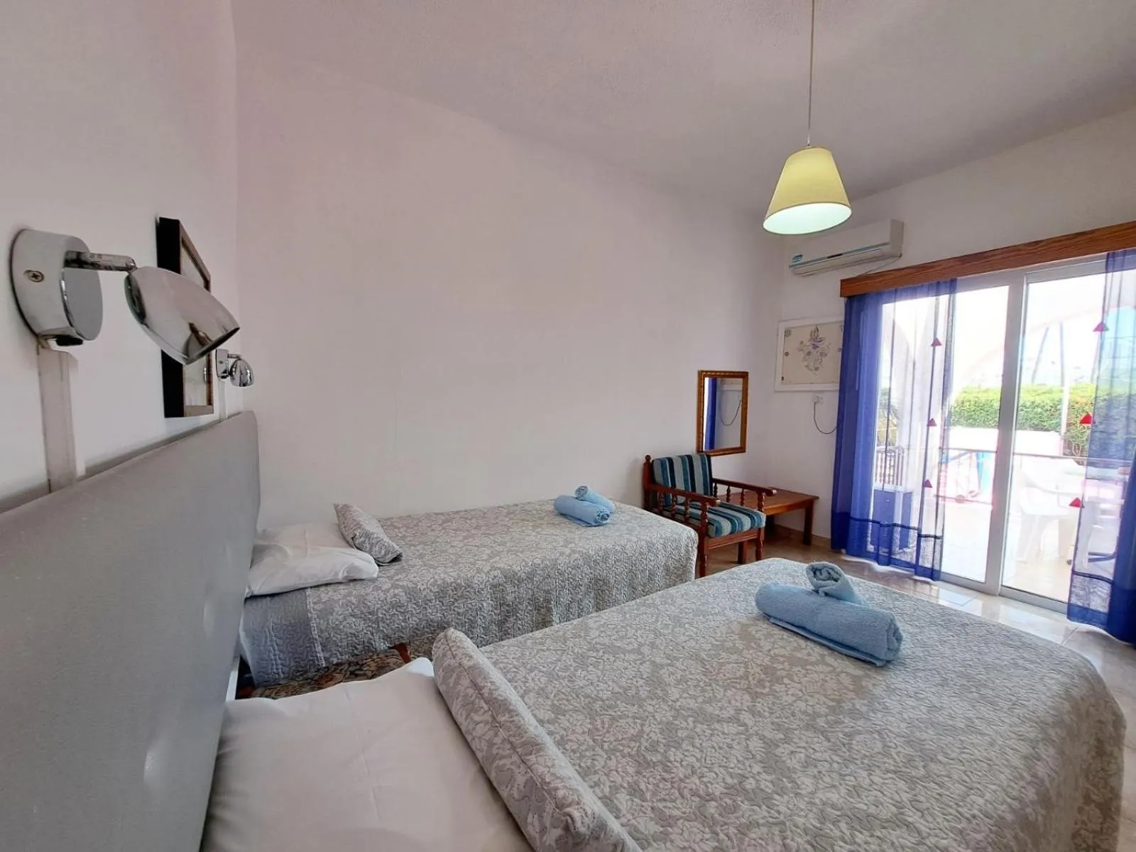 Bedroom, Bed in Florence Hotel Apartments