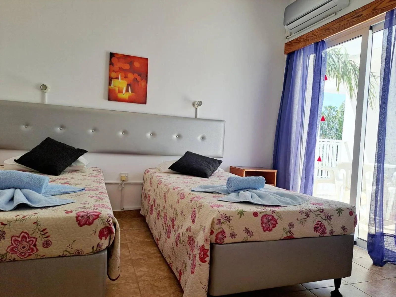 Bedroom, Bed in Florence Hotel Apartments