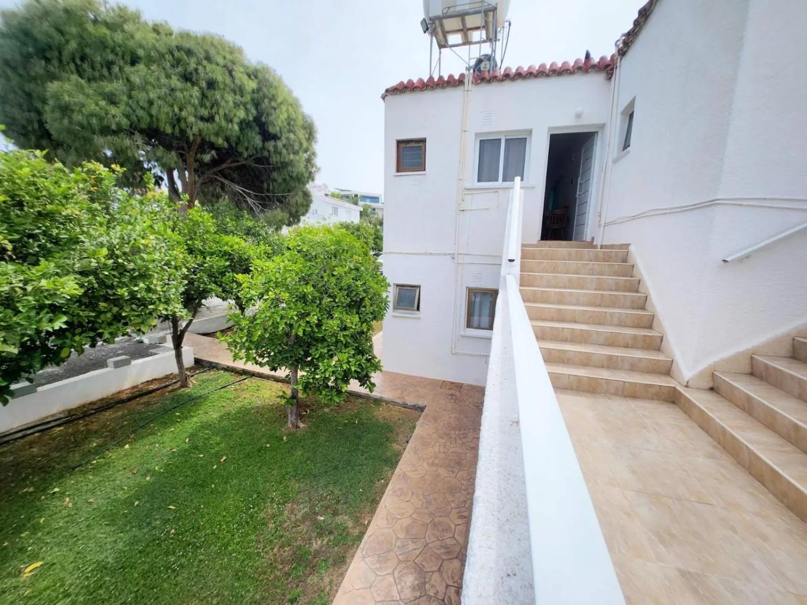 Florence Hotel Apartments