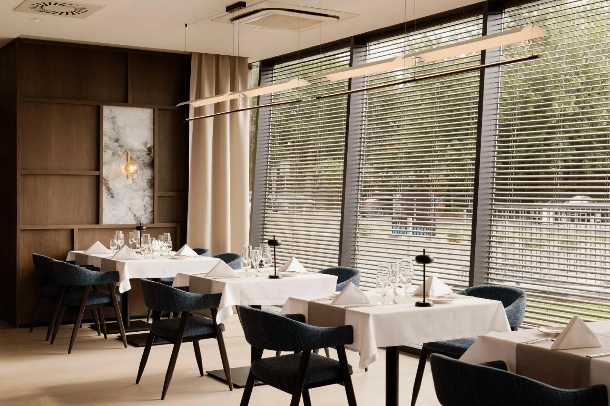 Restaurant/places to eat in Ultra Marine by Zdrojowa