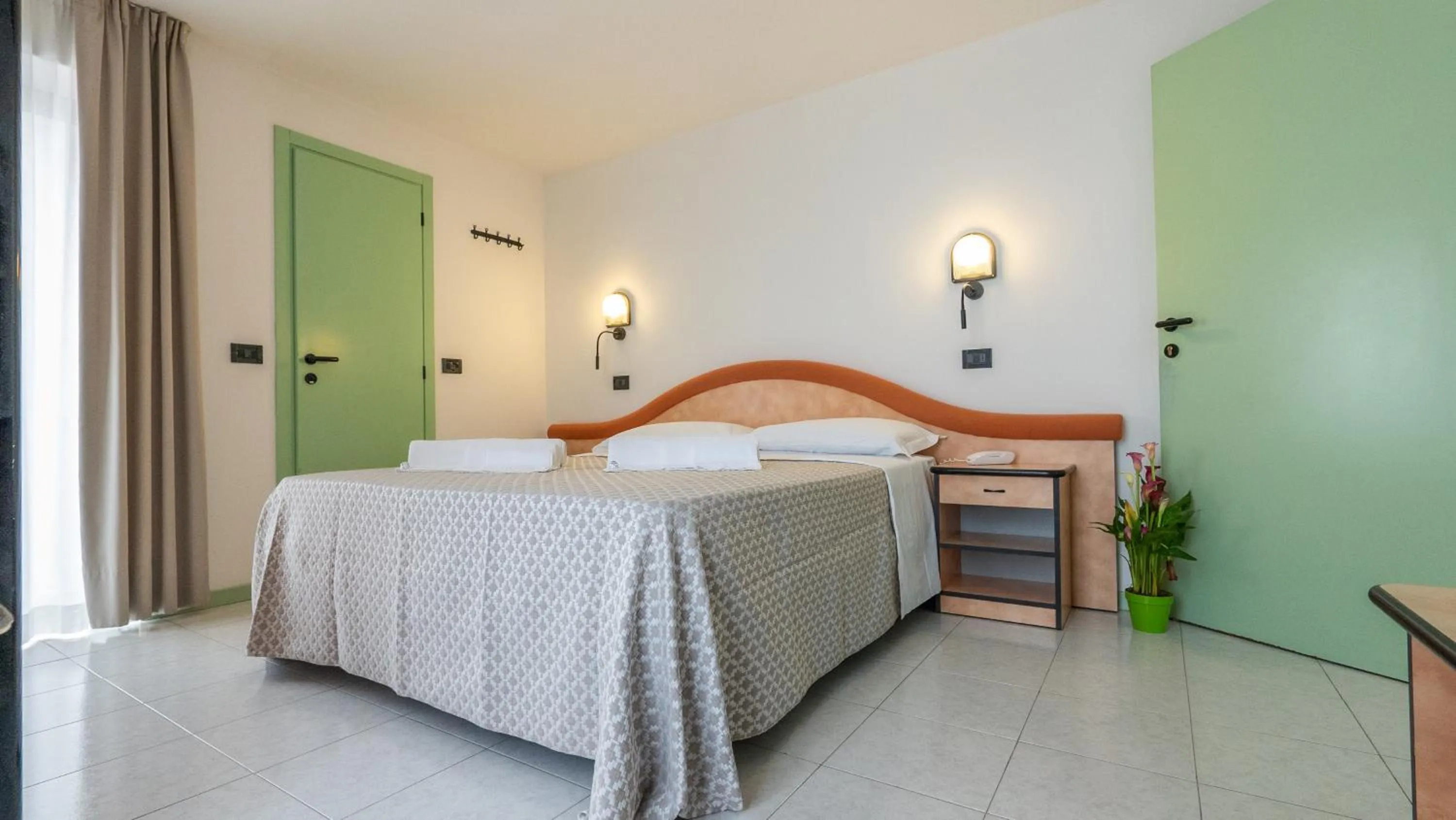 Bedroom, Bed in Hotel Nobel