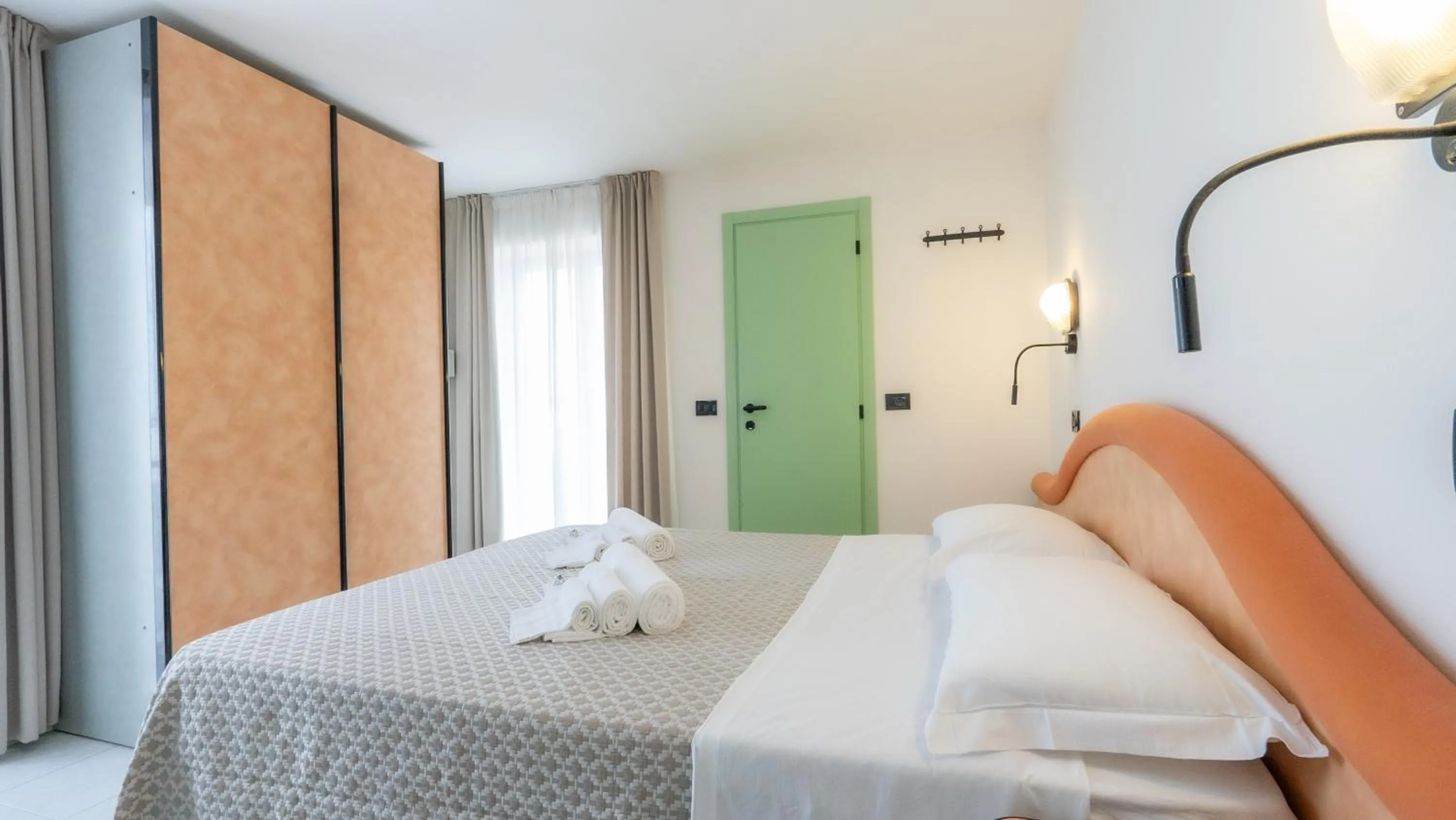 Bedroom, Bed in Hotel Nobel