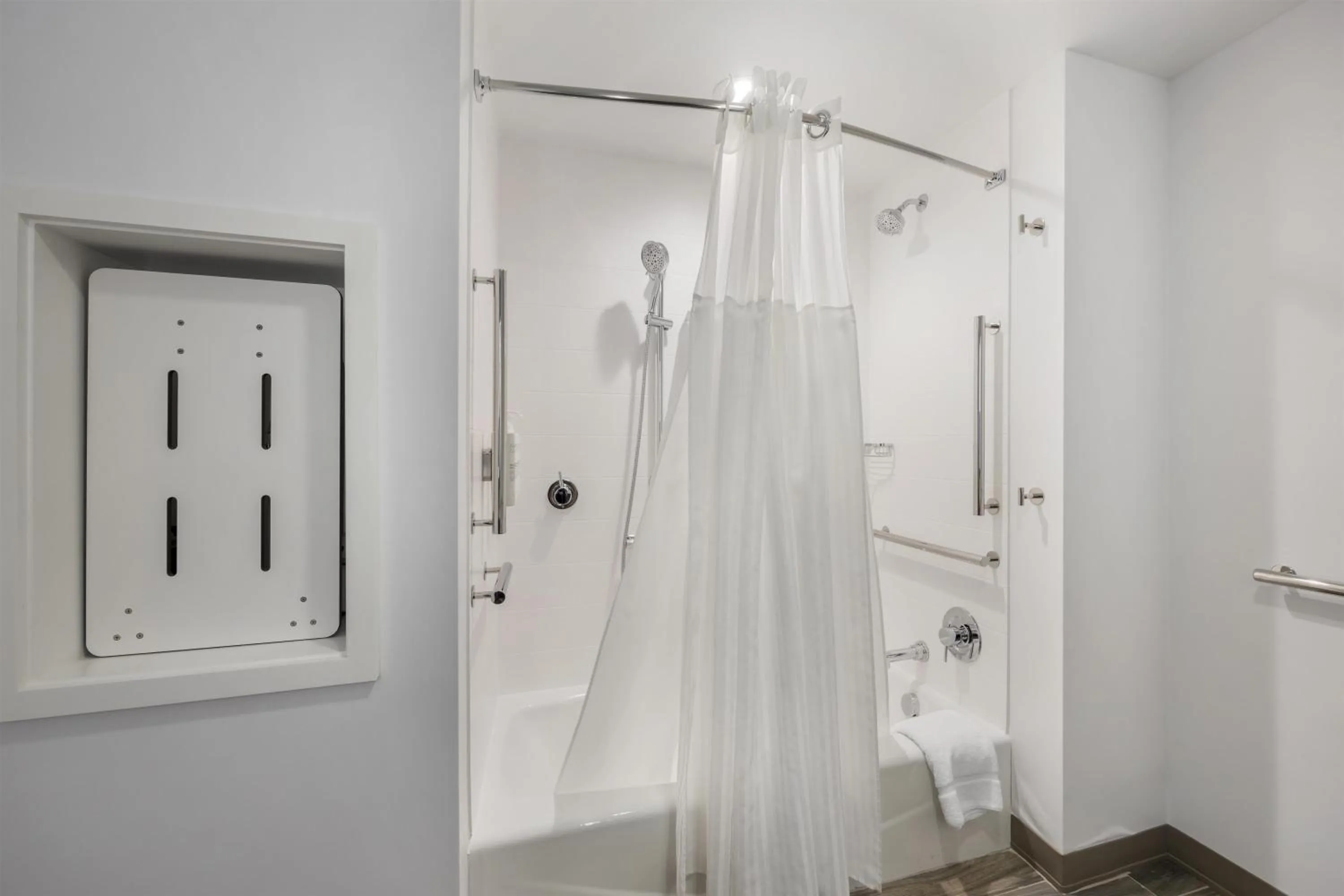 Bathroom in Hilton Garden Inn Gallatin