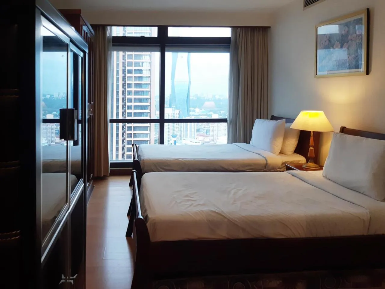 Bed in Comfort Service Apartment at Times Square KL