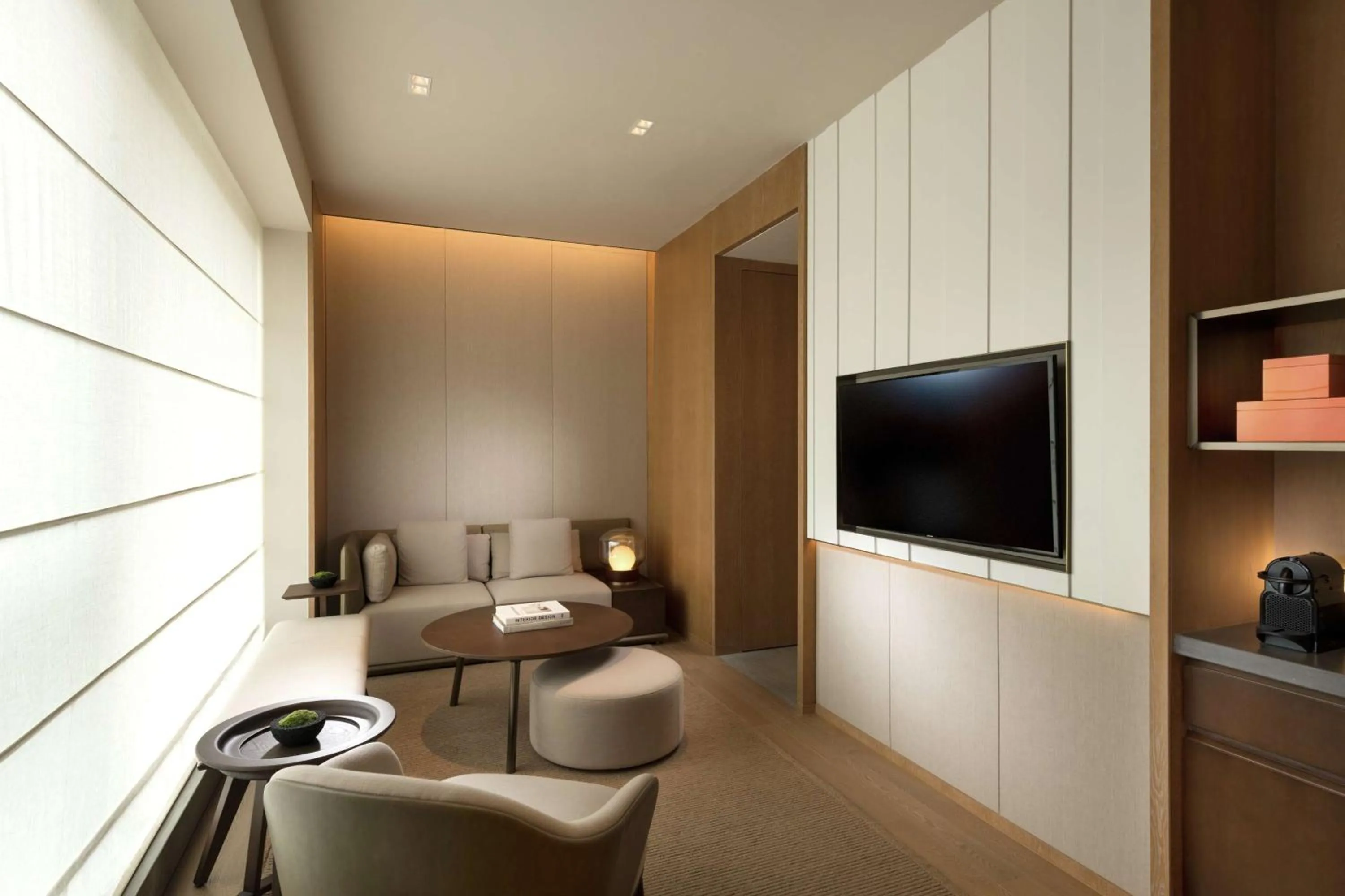 Bedroom in Joyze Hotel Xiamen, Curio Collection By Hilton