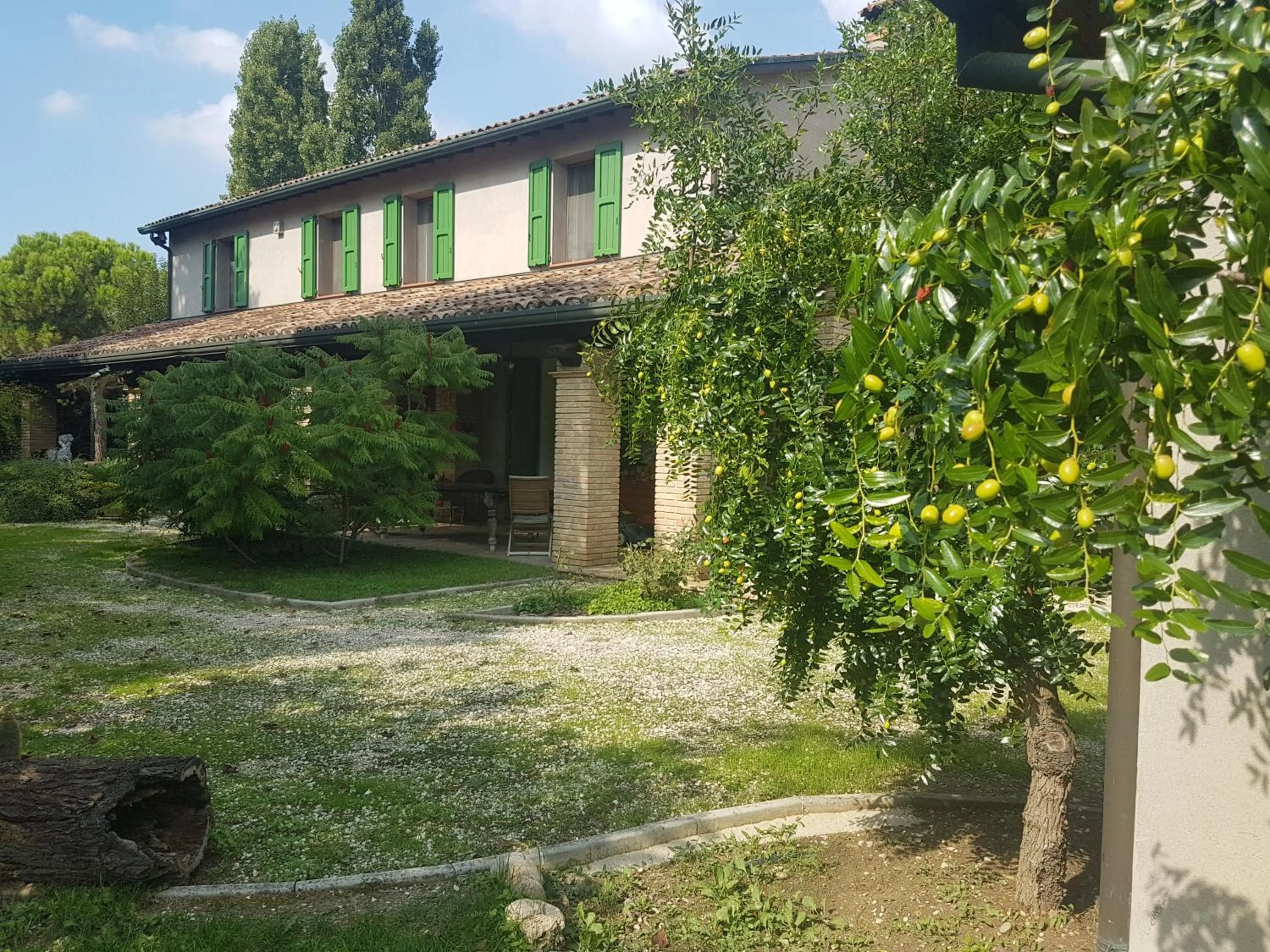 Property building in La casa di Pilar