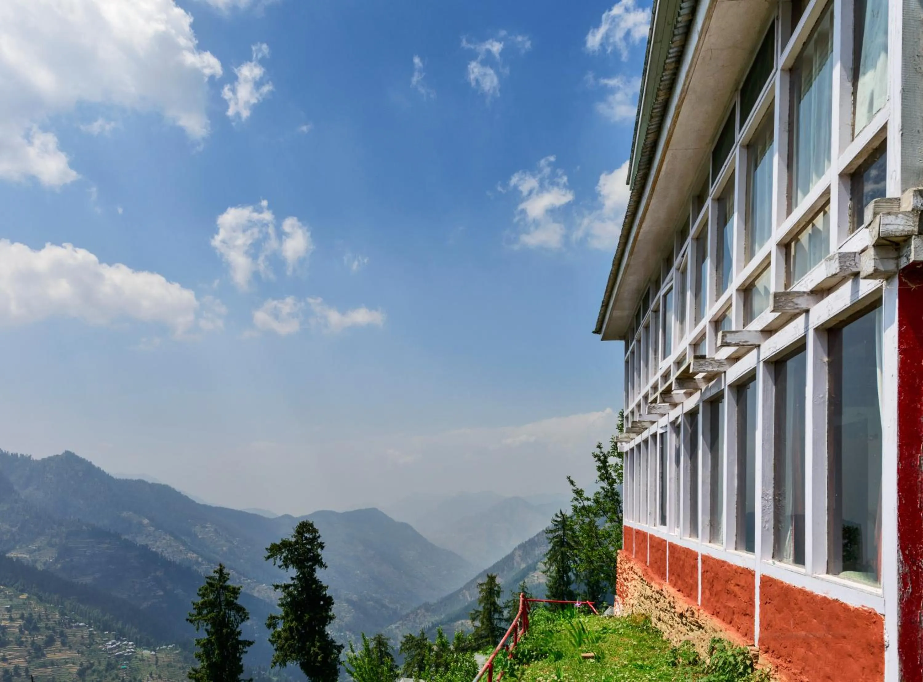 Property building in Banjara Retreat and Cottage Sojha