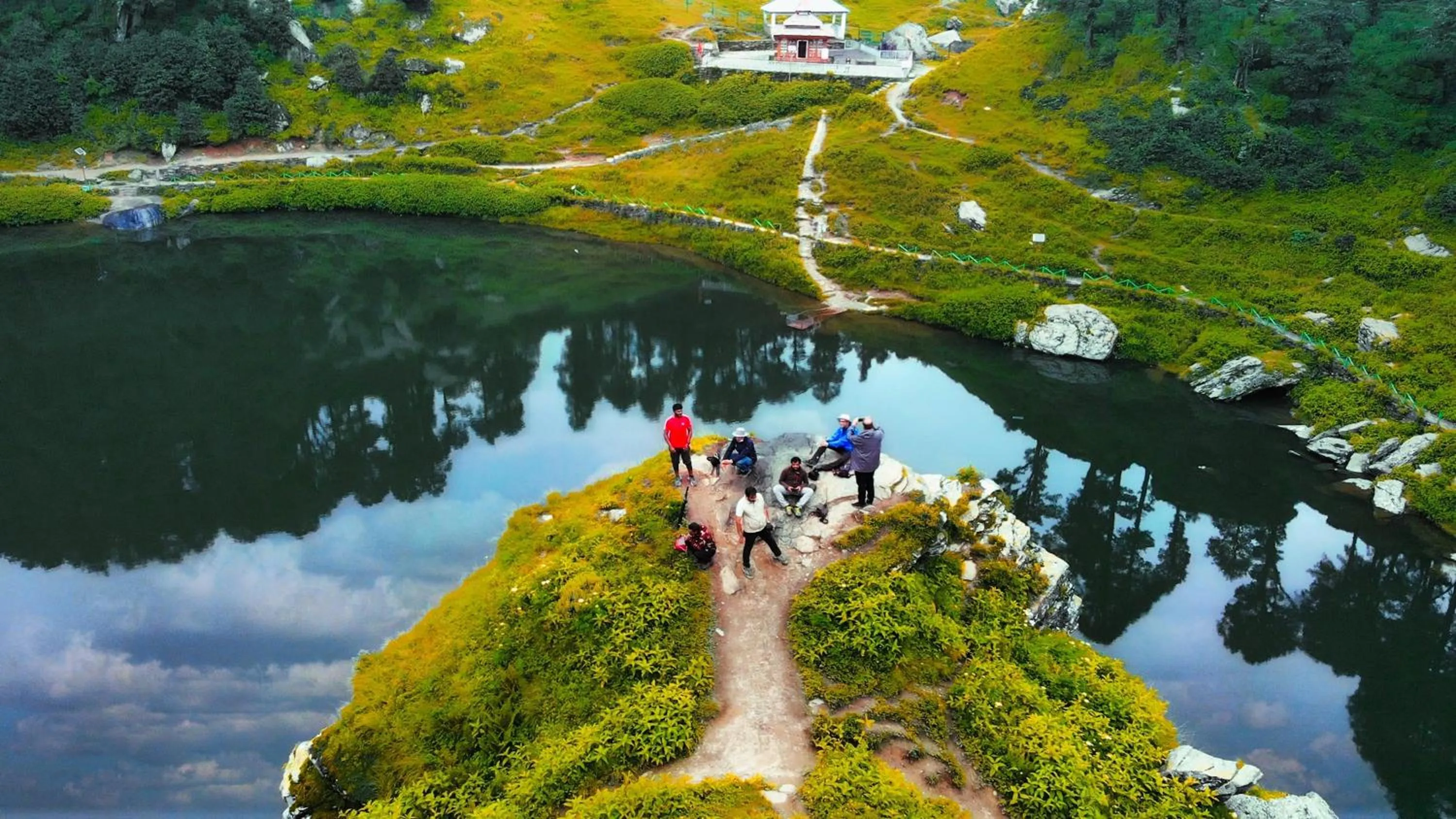 Neighbourhood in Banjara Retreat and Cottage Sojha