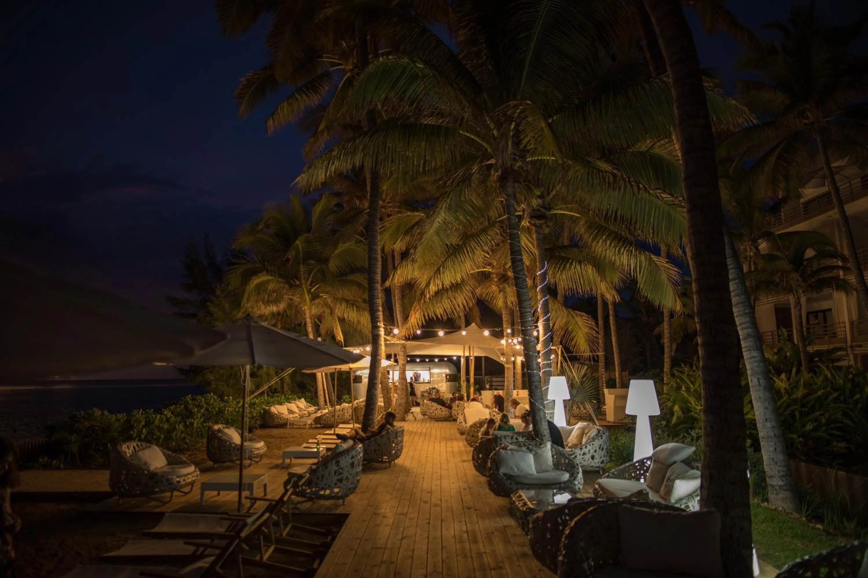 Lounge or bar in Ness by D-Ocean