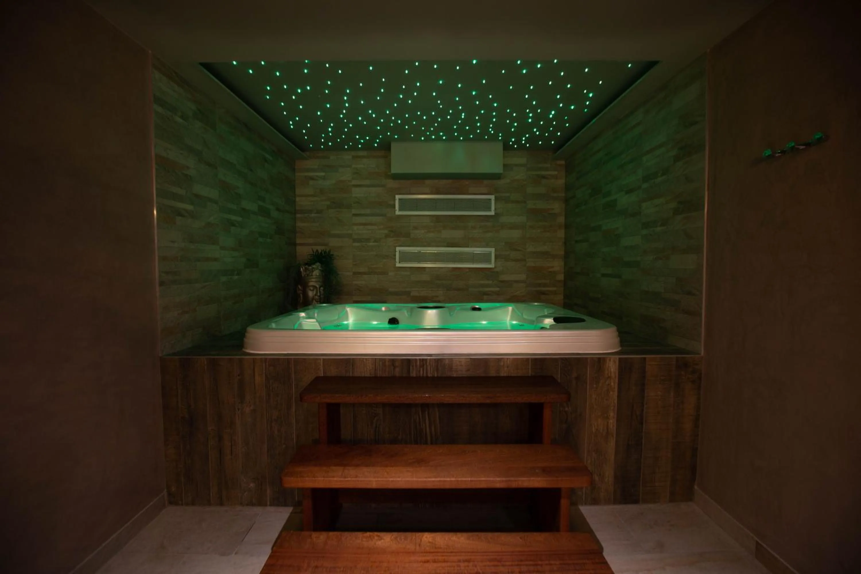 Hot Tub in 1834&Spa Colmar