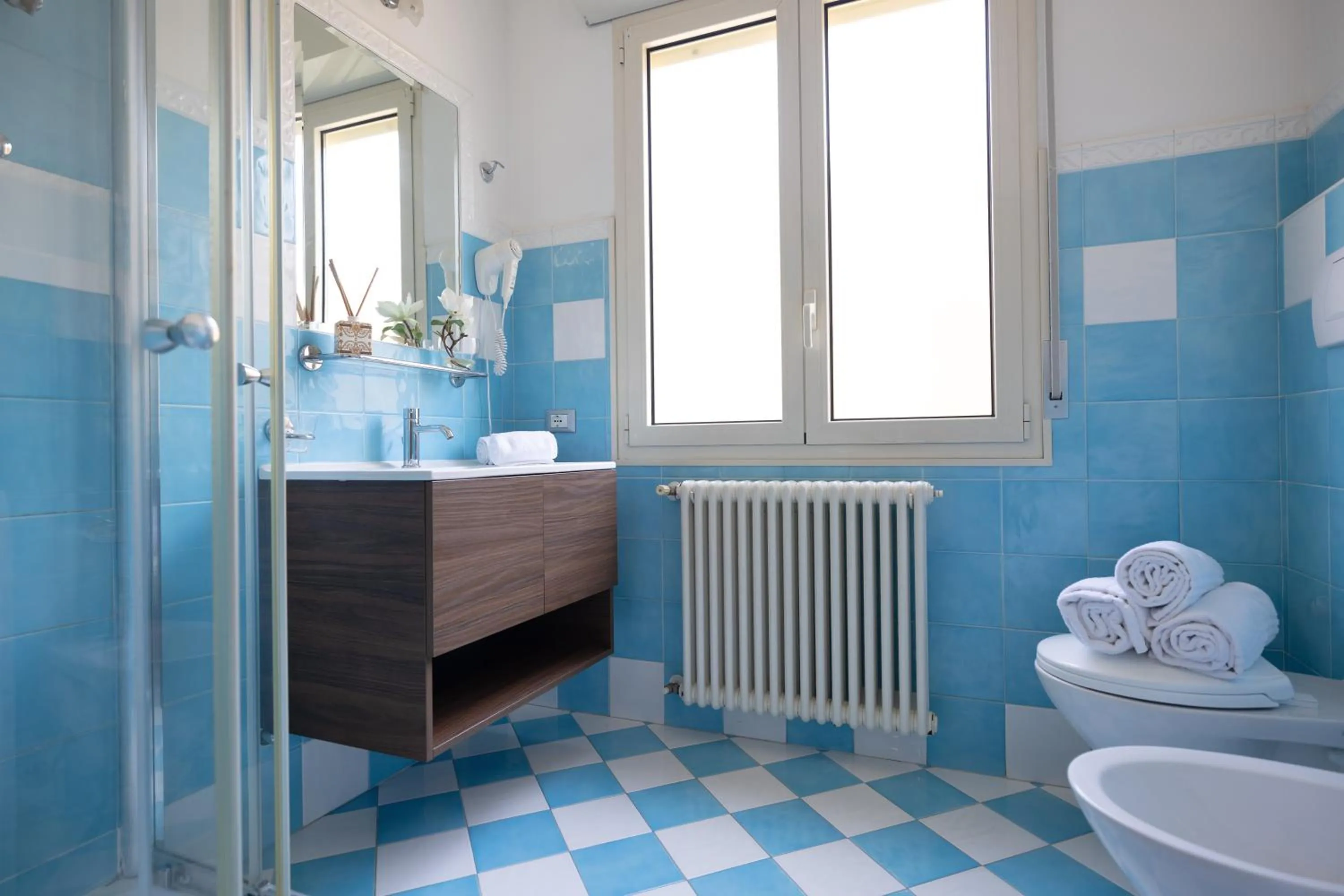 Shower in Residenza Mediterranea Apartments