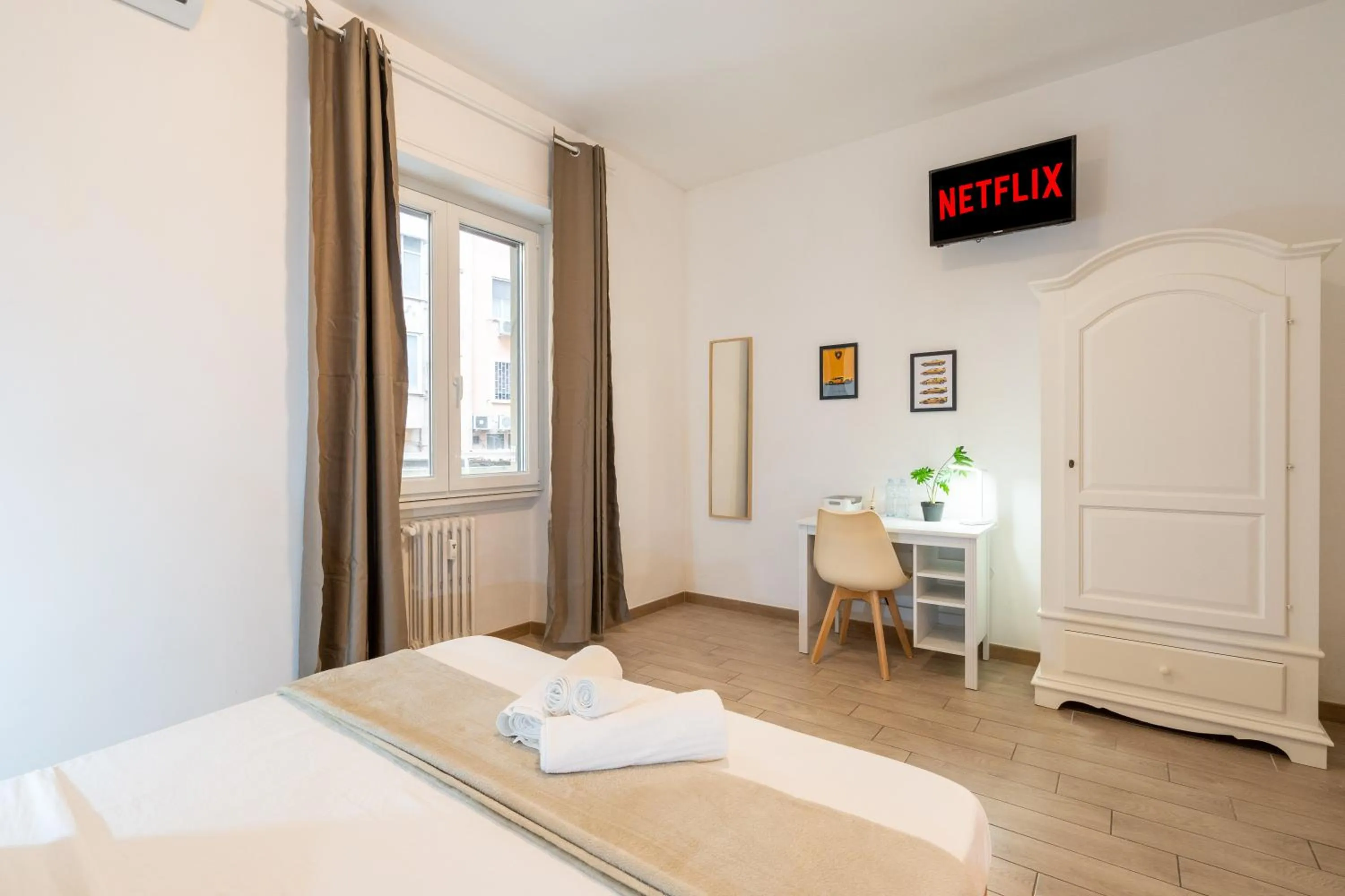 Bed in VaticanRome GUESTHOUSE