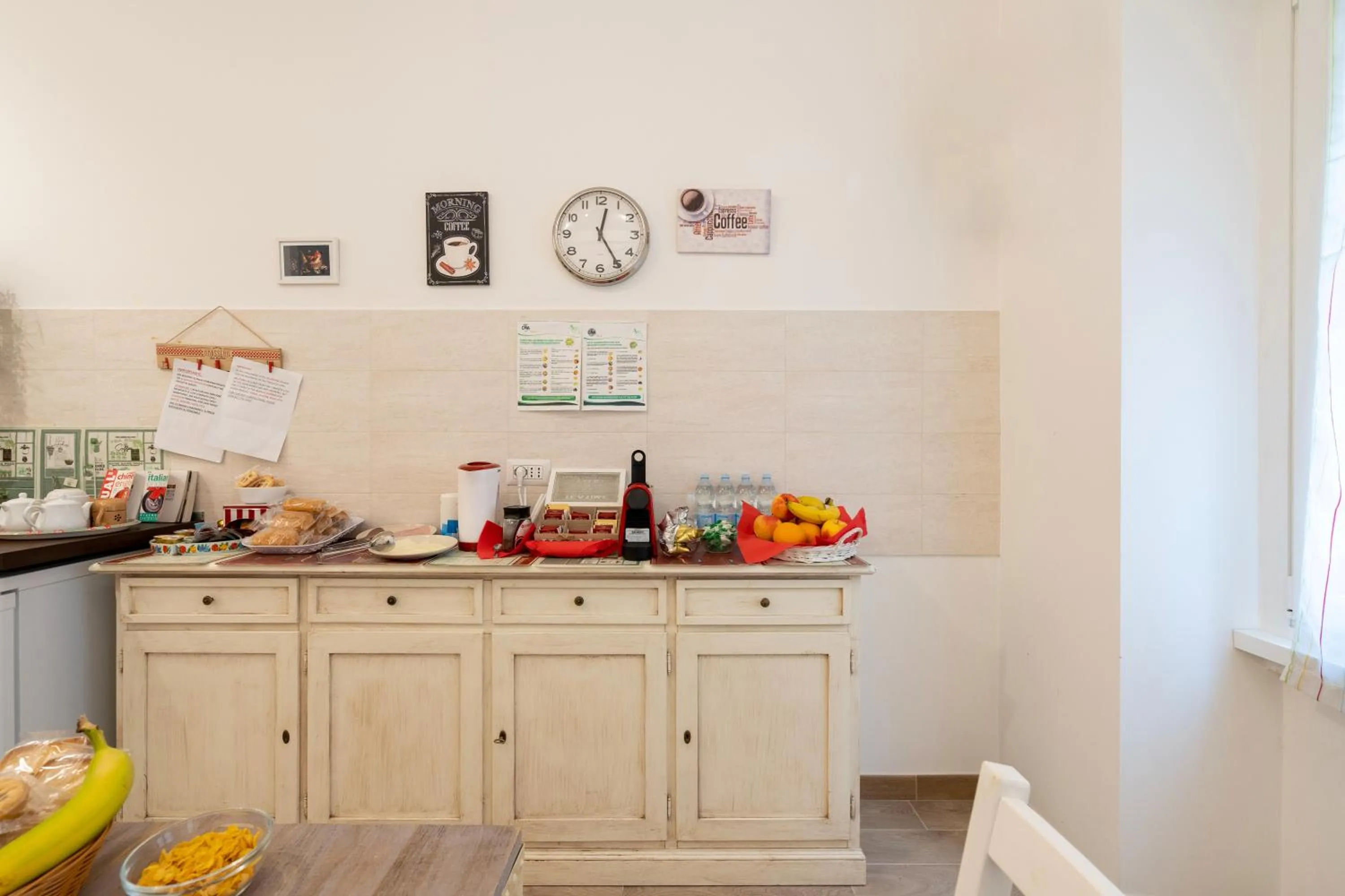 Dining area in VaticanRome GUESTHOUSE