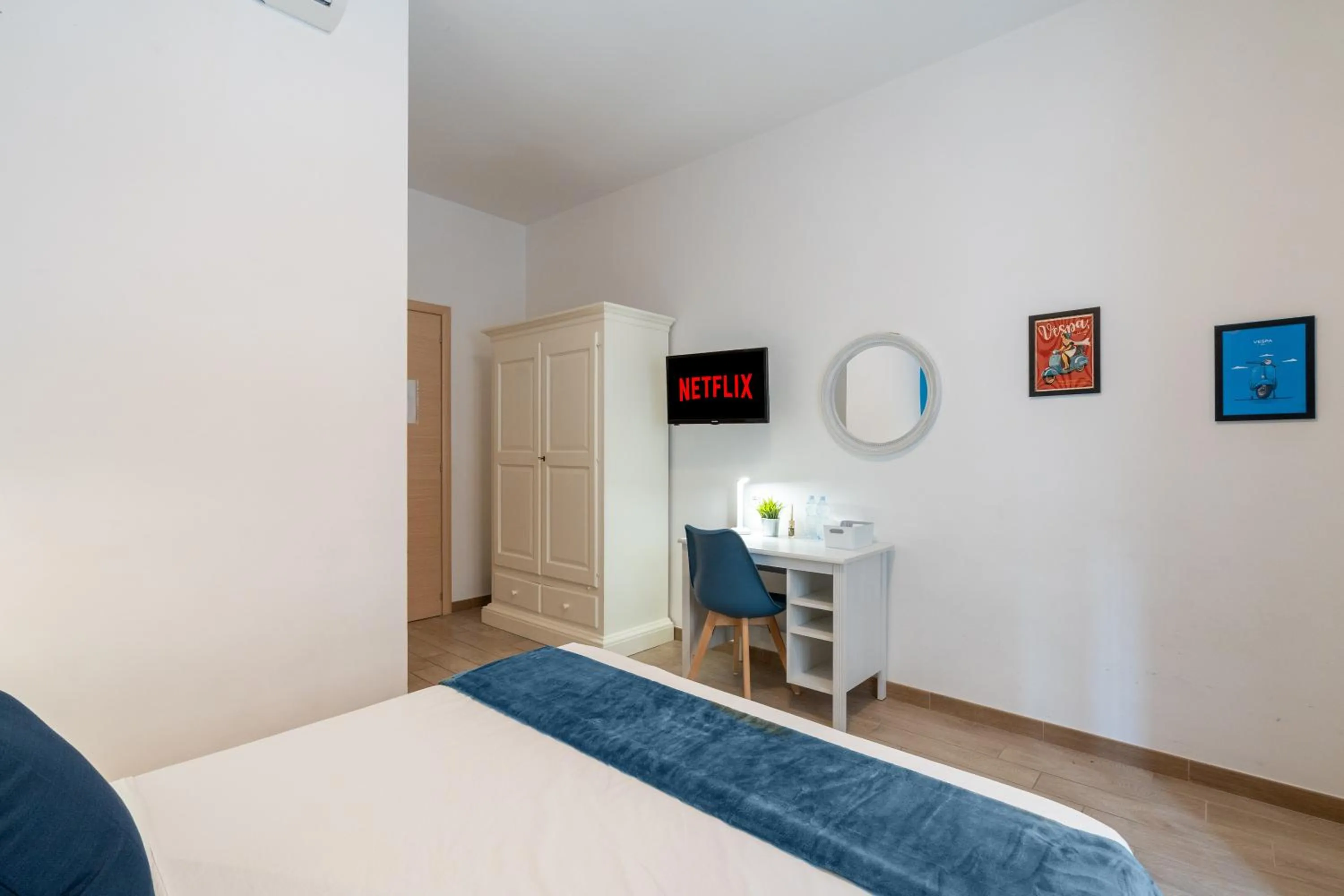 Bed in VaticanRome GUESTHOUSE