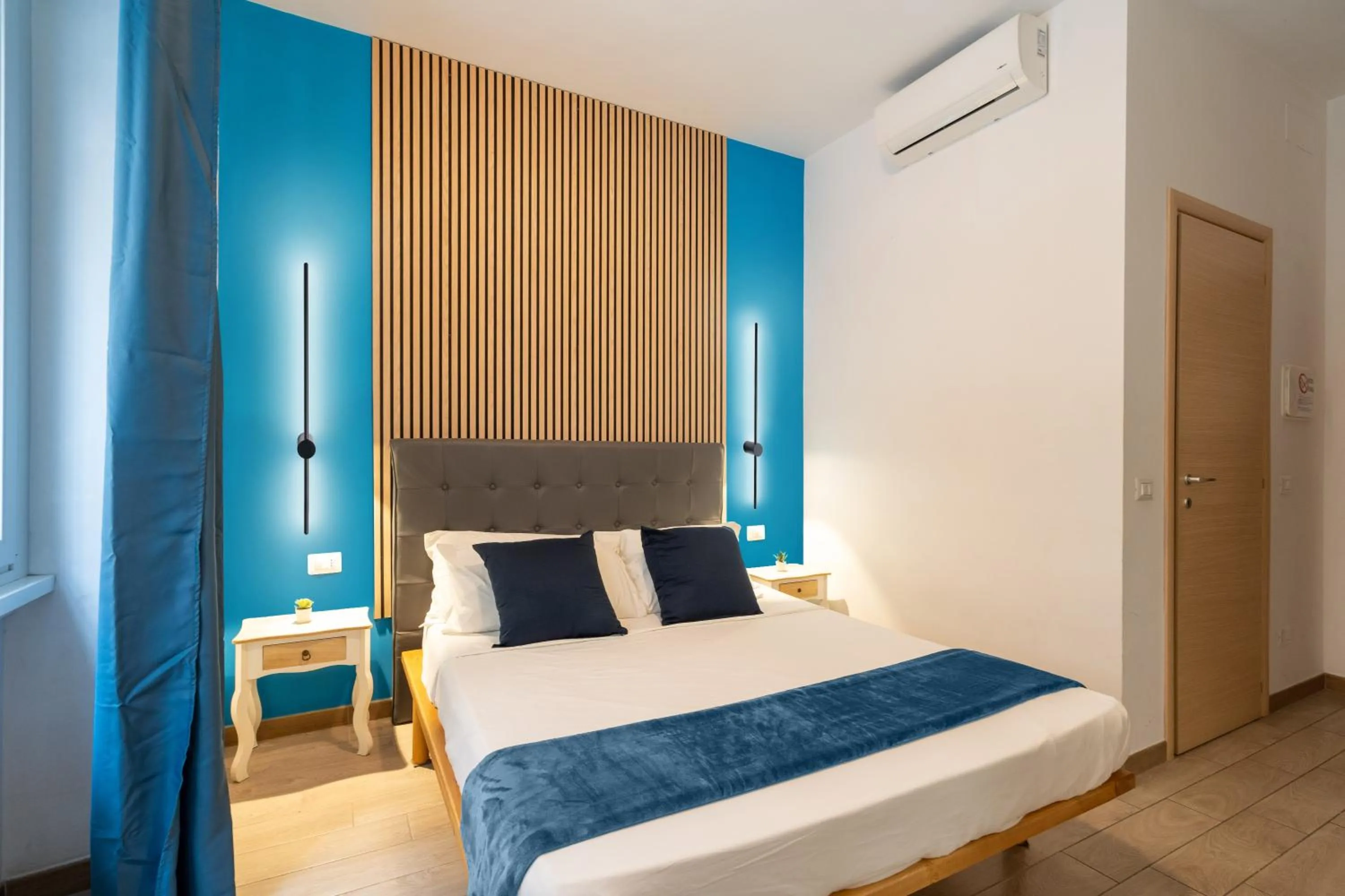 Bed in VaticanRome GUESTHOUSE