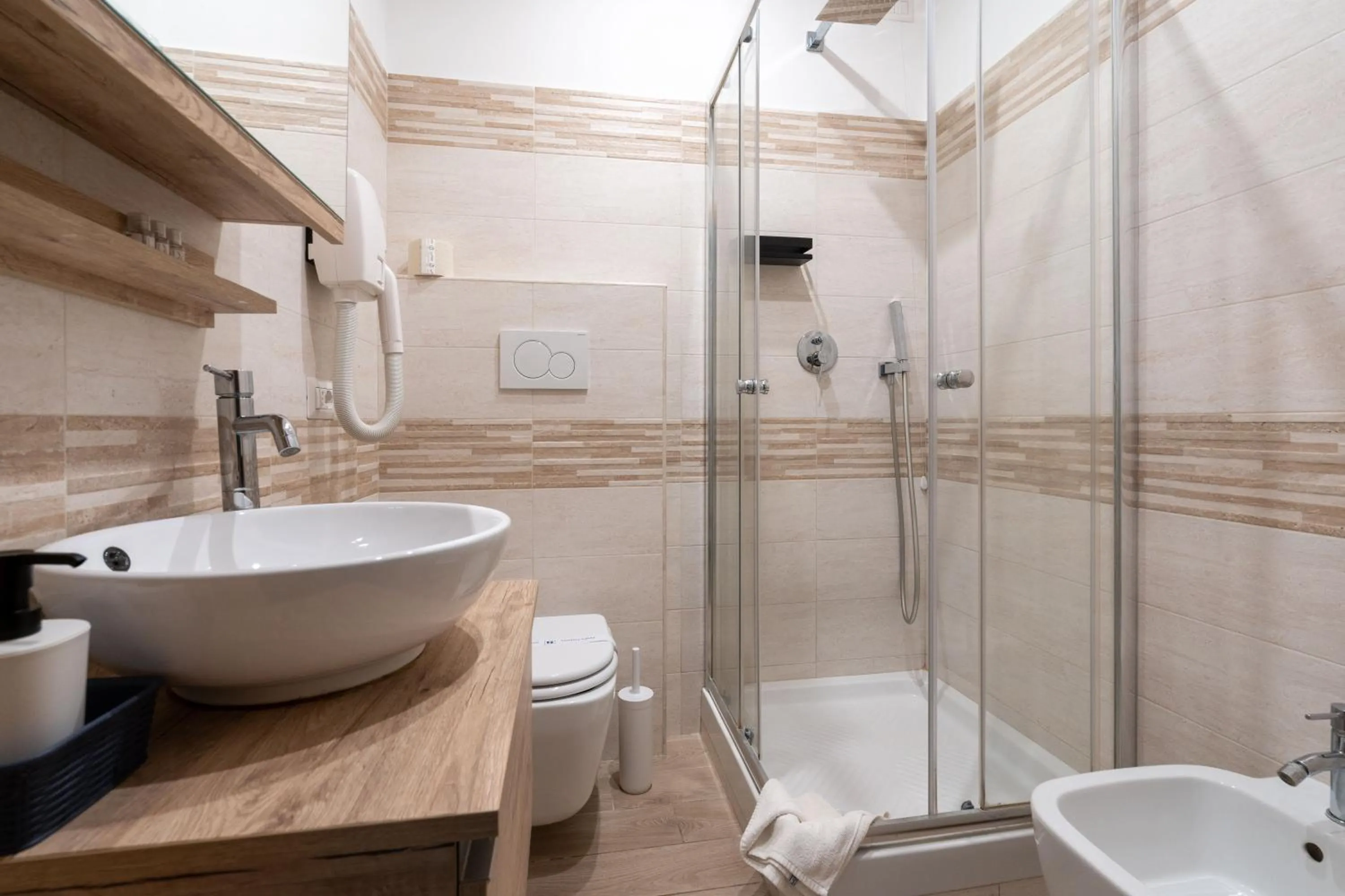 Bathroom in VaticanRome GUESTHOUSE