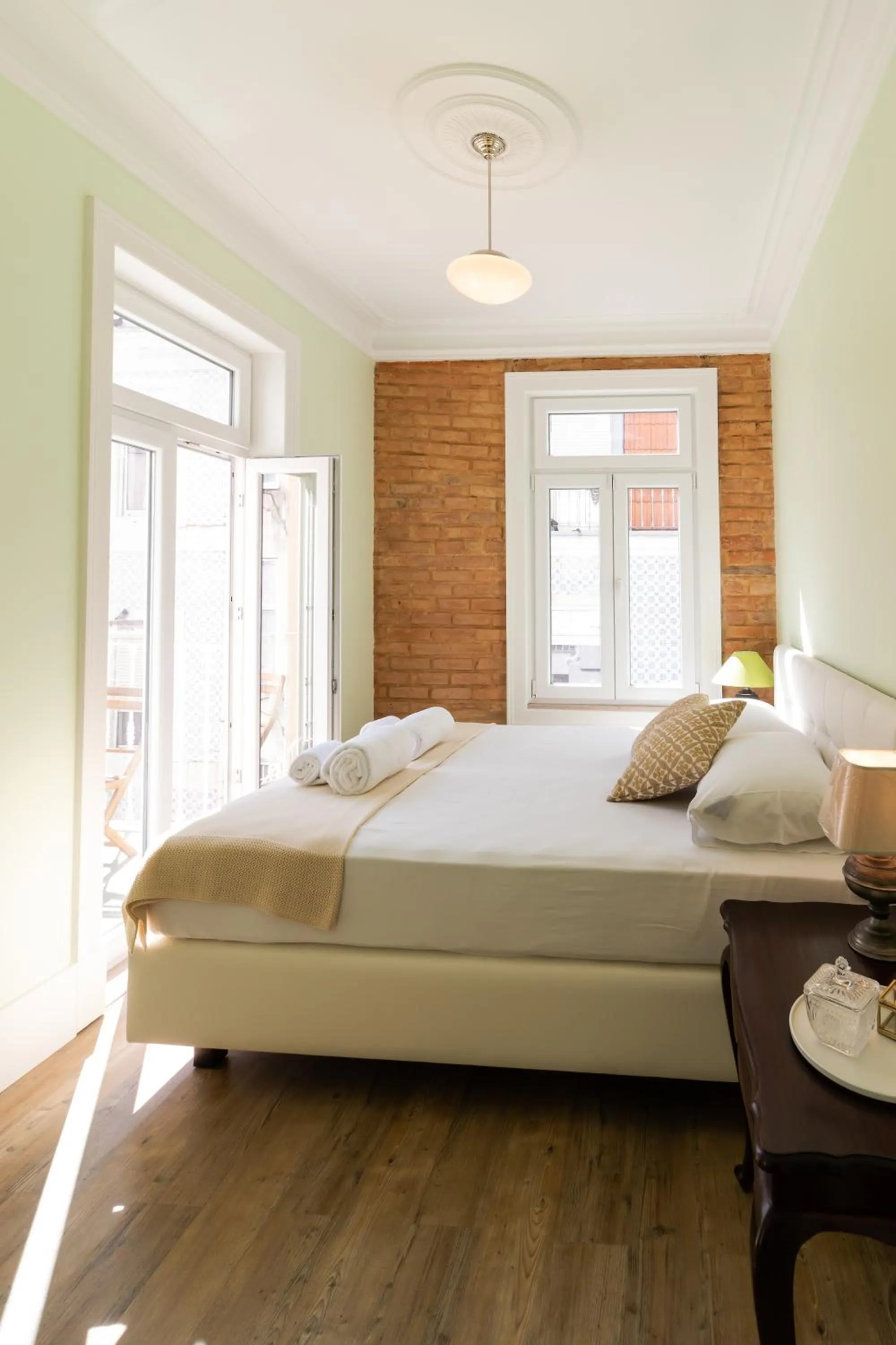 Toilet, Bed in 1898 Home & Suites