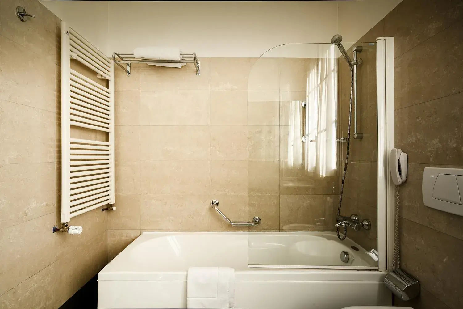 Executive Double Room in Meditur Hotel Bologna Executive Double Room in Meditur Hotel Bologna