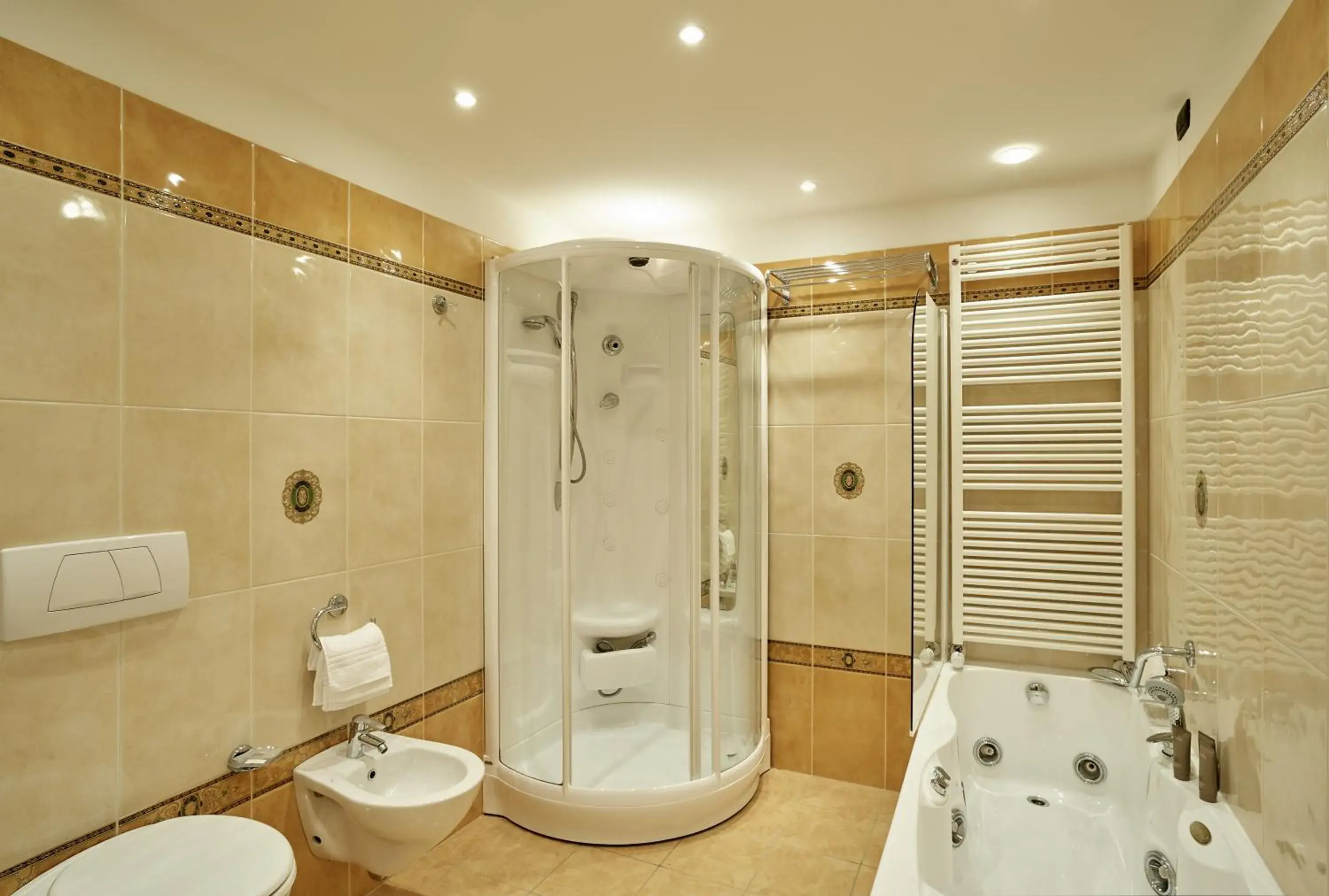 Junior Suite - single occupancy in Meditur Hotel Bologna Junior Suite - single occupancy in Meditur Hotel Bologna