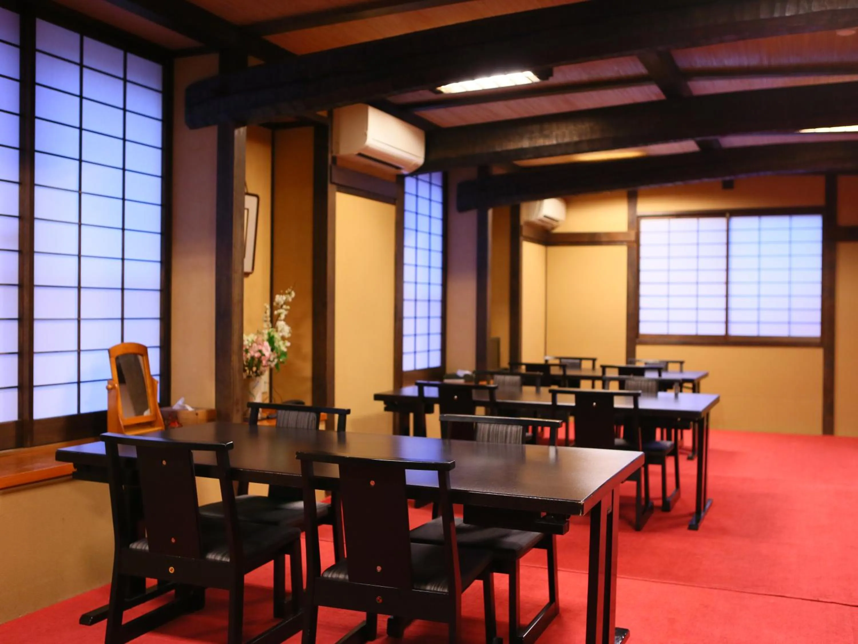 Restaurant/places to eat in Fukashiso