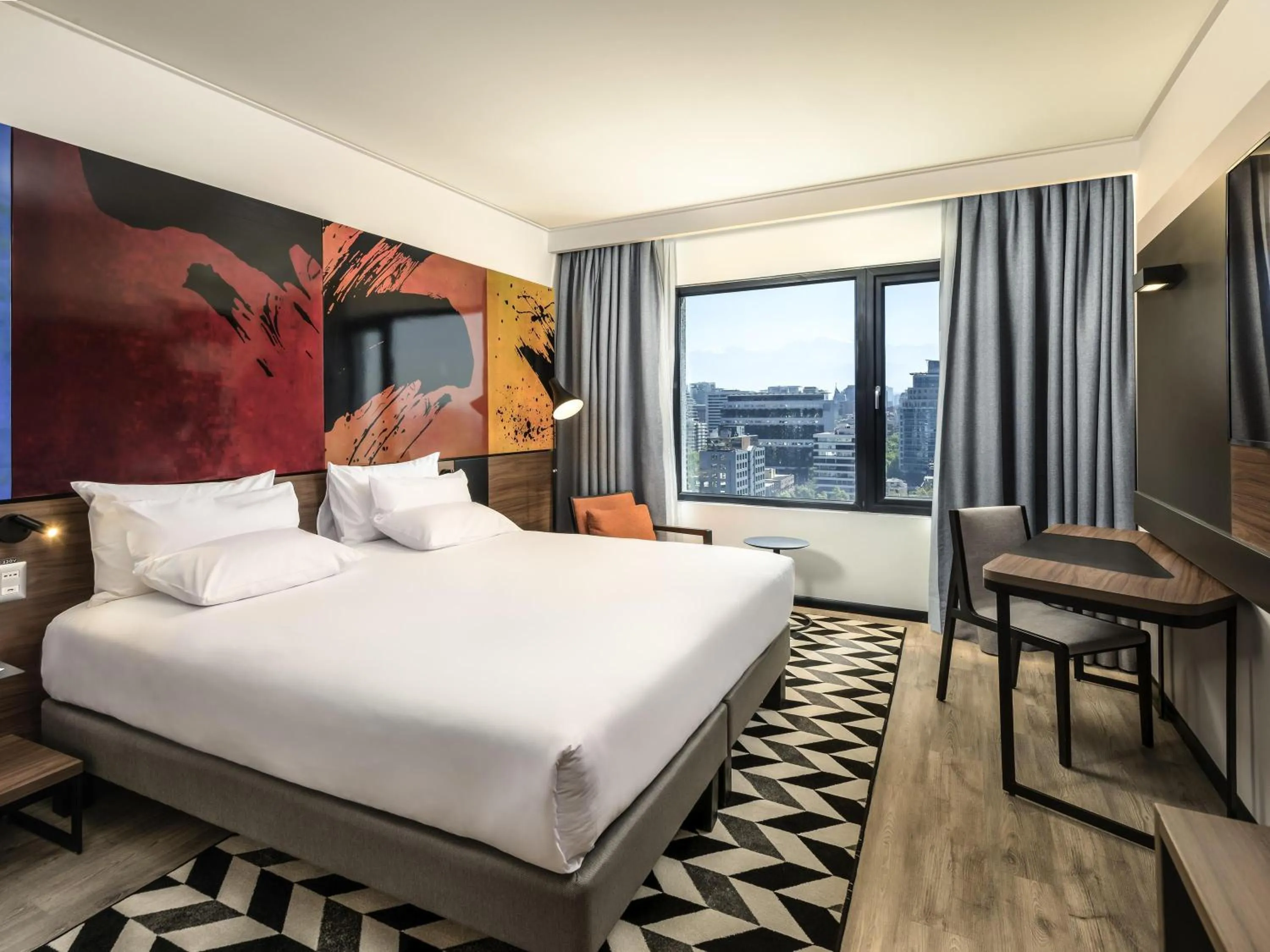 Bedroom, Bed in Novotel Santiago Providencia