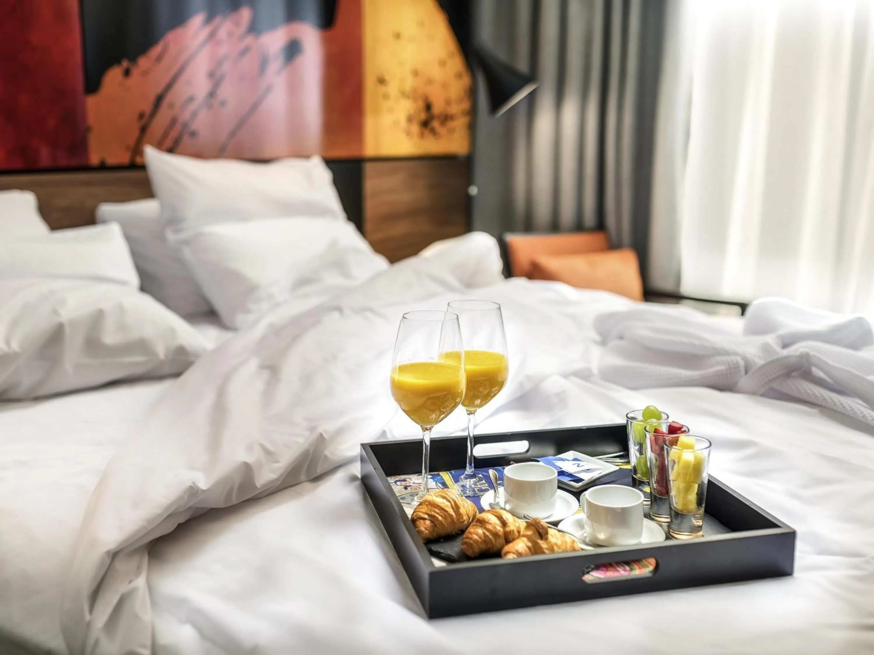 Bedroom, Bed in Novotel Santiago Providencia