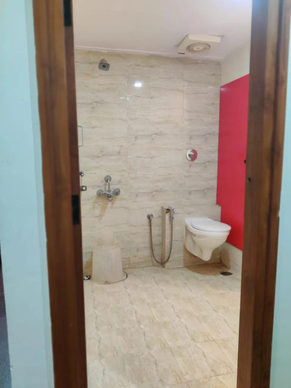 Bathroom in Hotel Chetan International