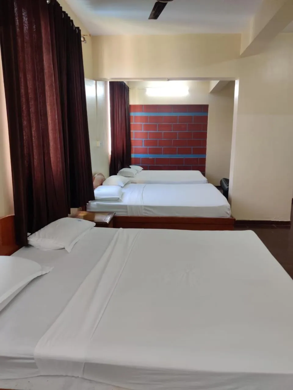 Bed in Hotel Chetan International